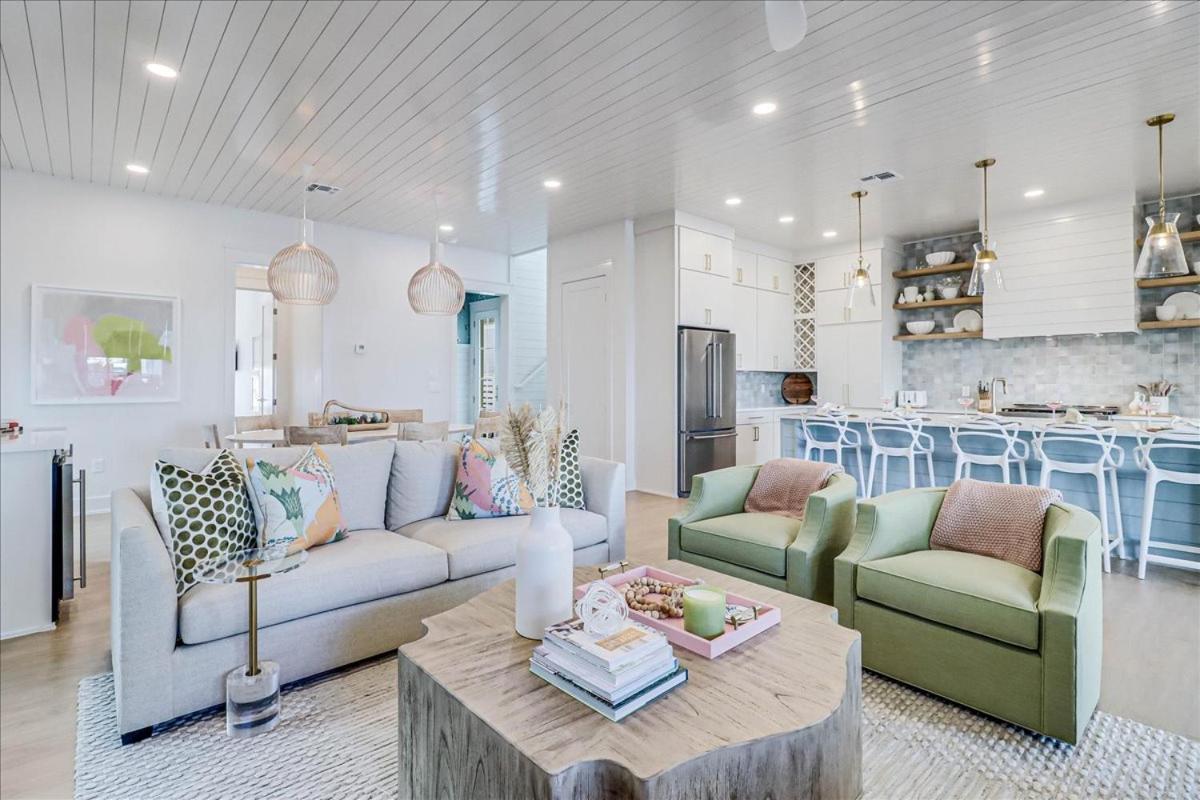 Afterley Pointe 213 LAK view 4