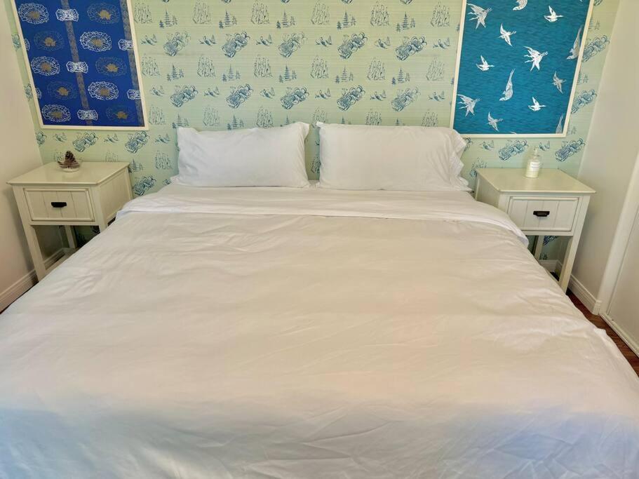 Prime West Los Angeles 4 Bedroom 2 Bathroom House