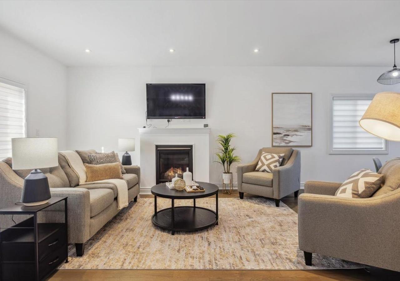 Barrie Vacations - Luxurious and Beautiful, Barrie - Property Image 1