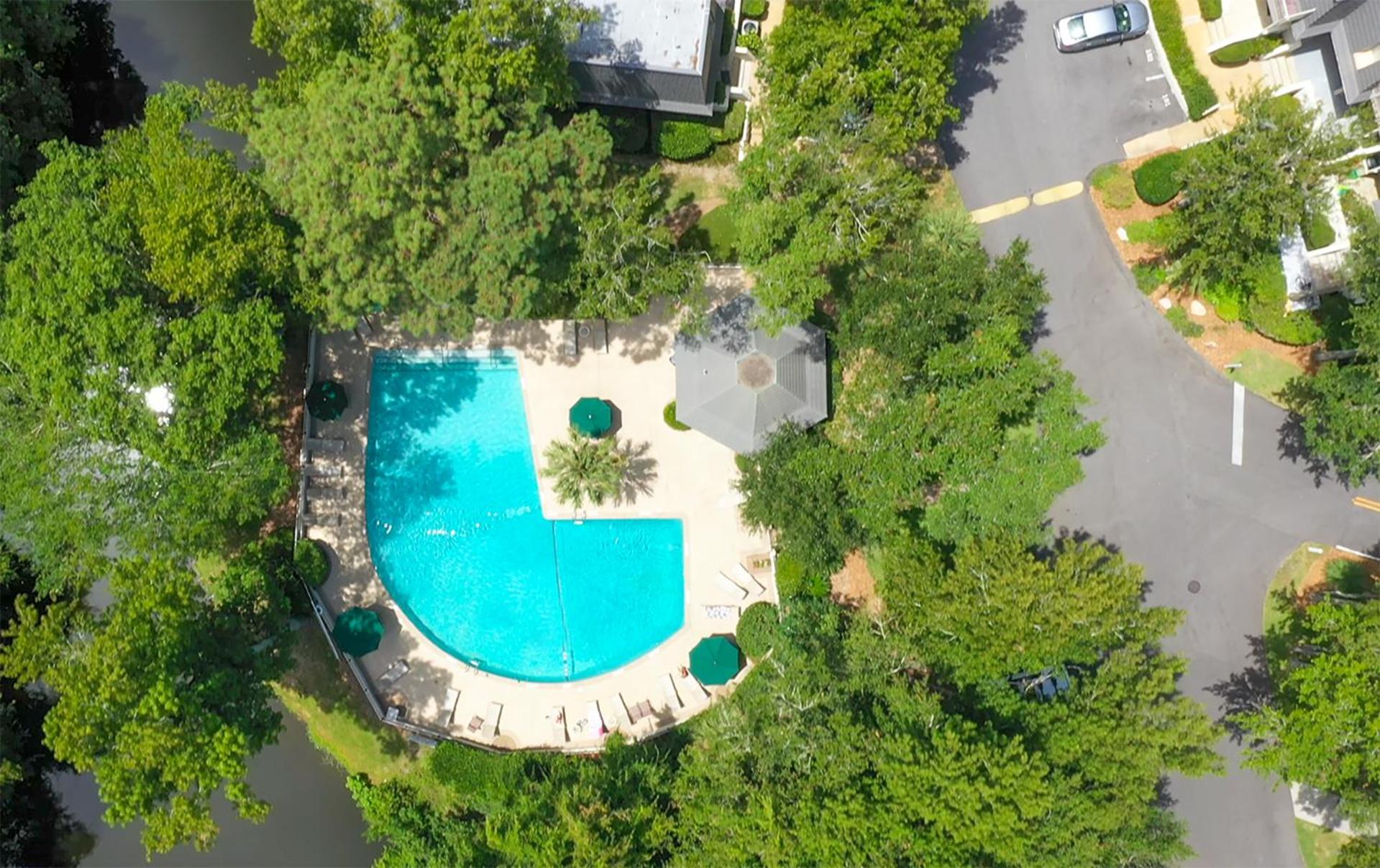 Screened Porch, Chefs Kitchen, Golf Views view 3