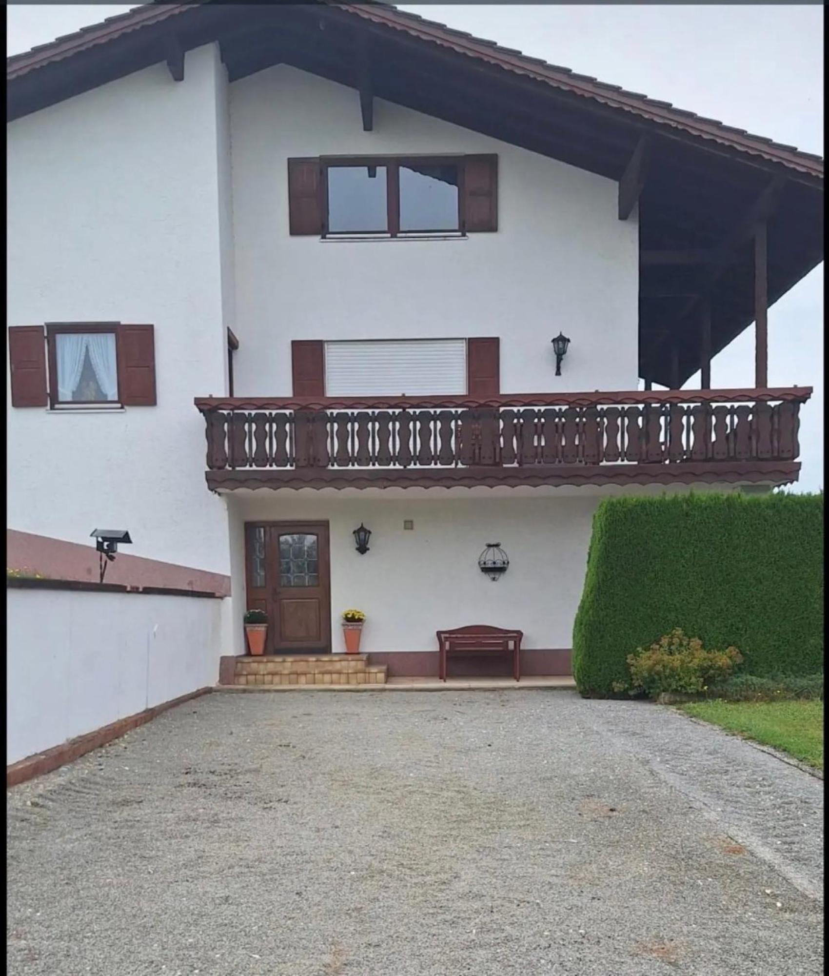Ferienwohnungen Landhaus Strell