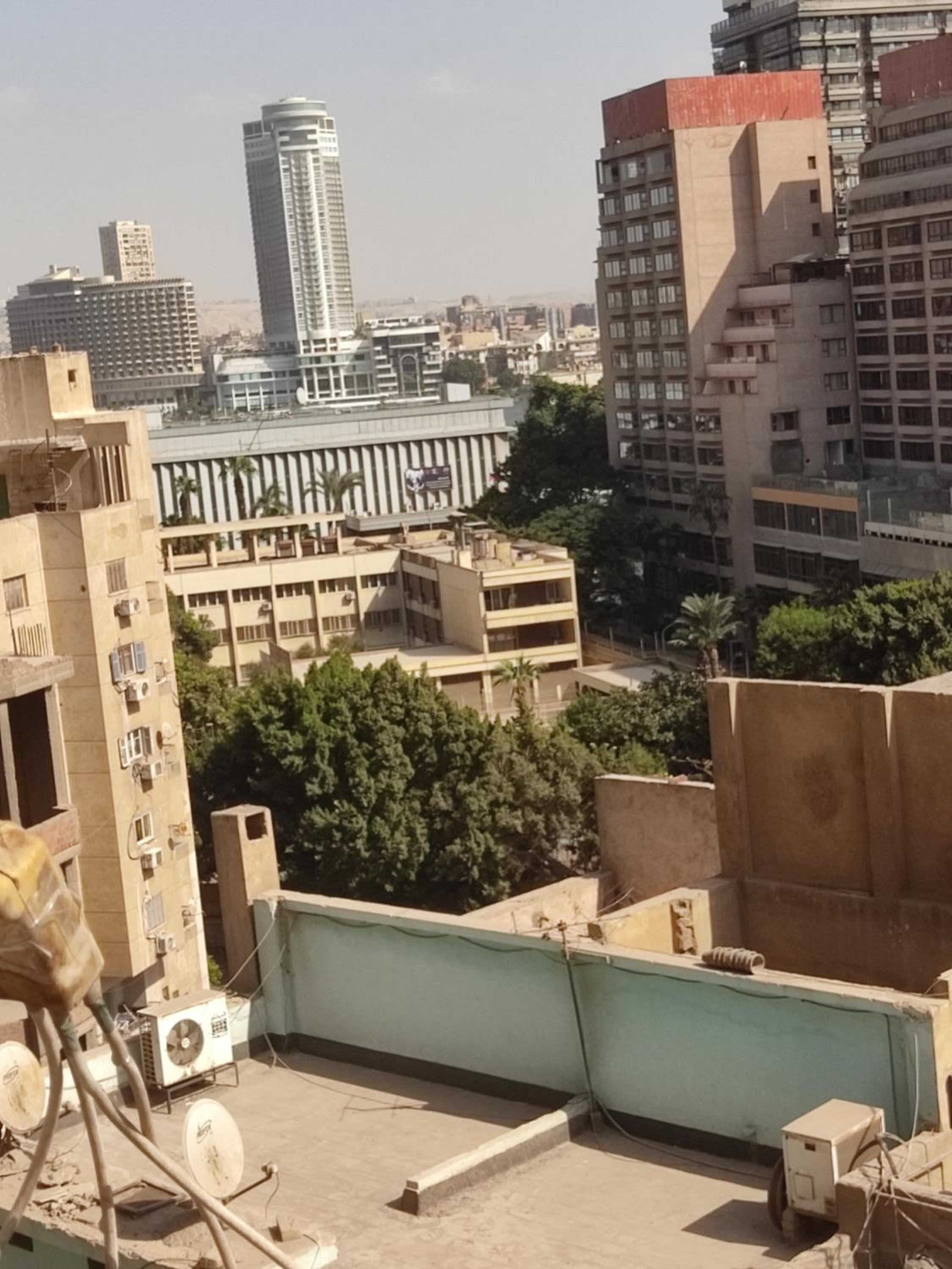 Doqi apartment 3 rooms 2 bathroom WiFi near Nile