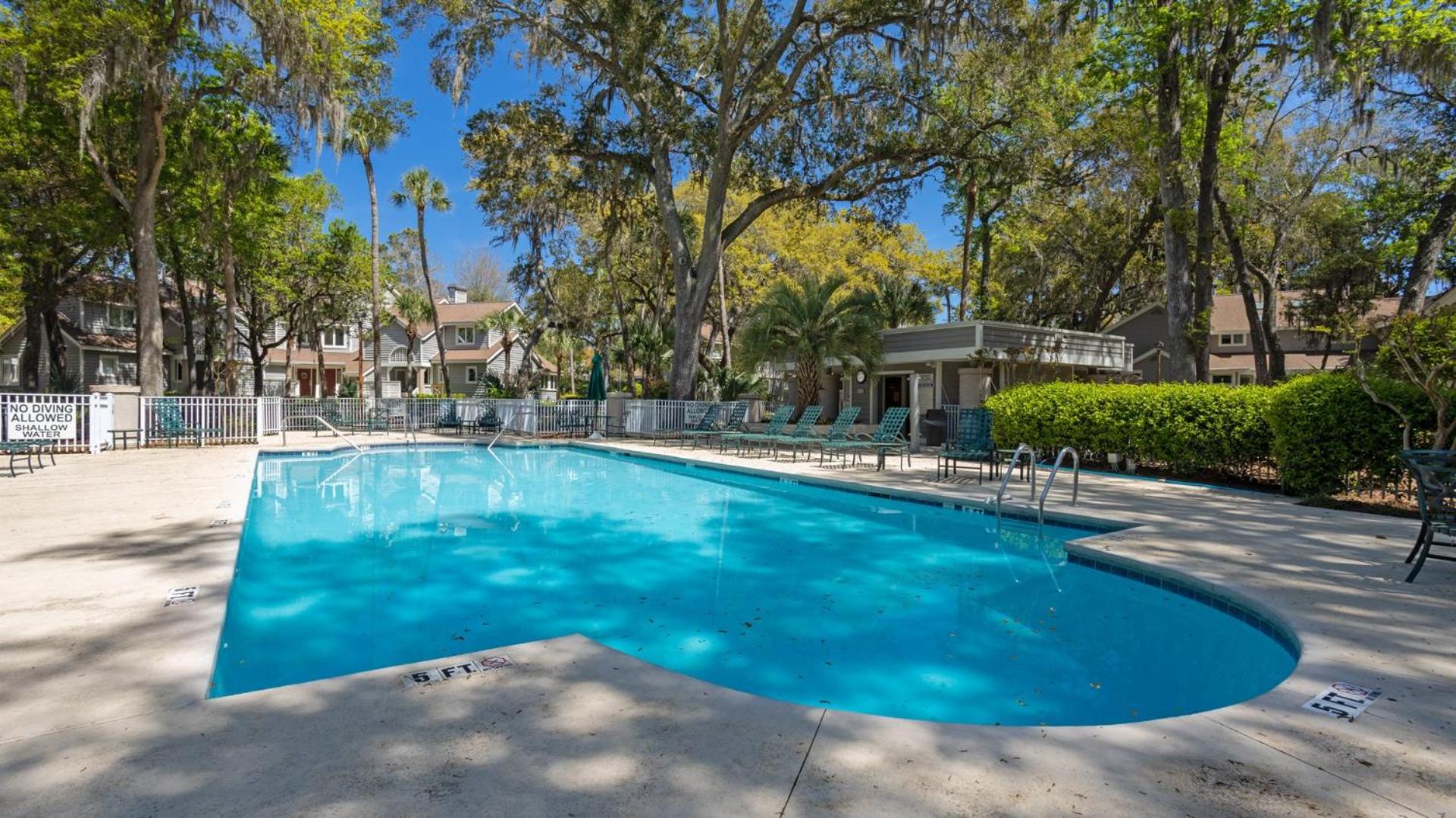 Complex Pool, Loft, Lagoon Views view 4