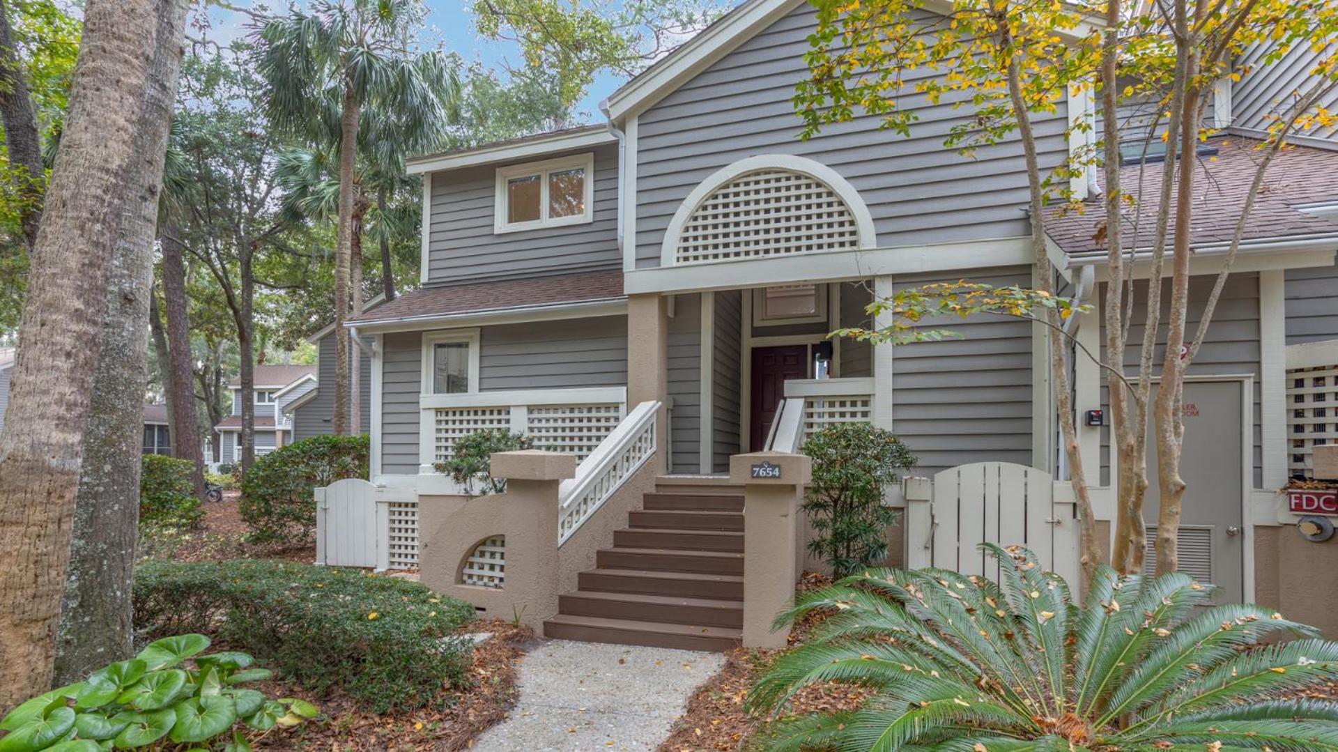 Complex Pool, Beach, Palmetto Dunes view 5