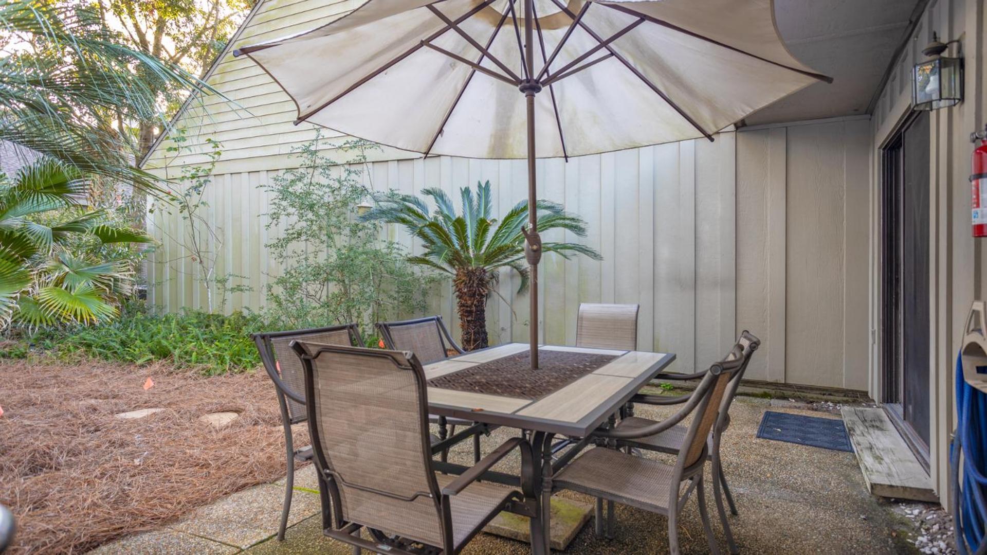 Private Patio, Kid Friendly, Pool view 3