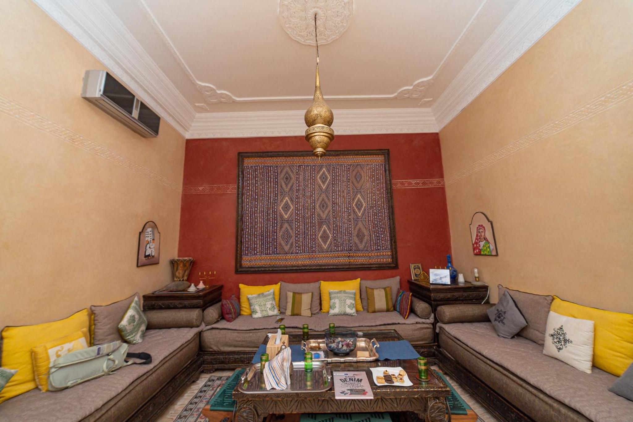 lounge