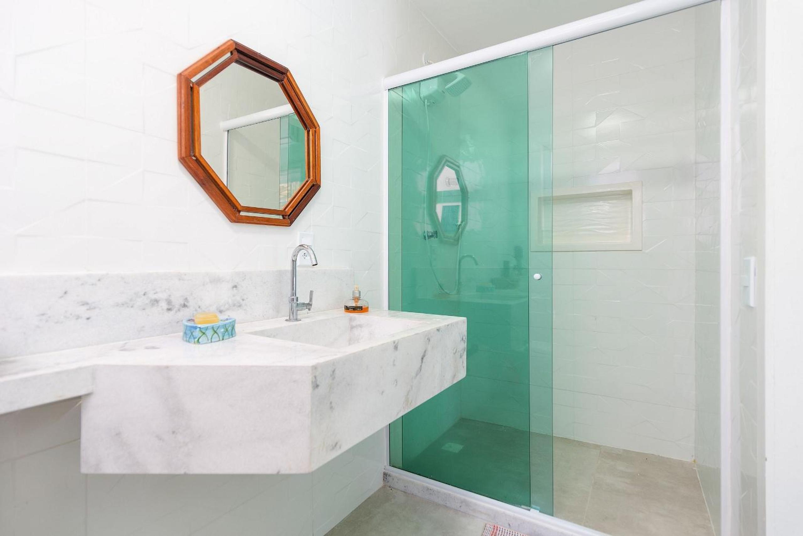 Casa em condomínio com Piscina 400m da Praia, Perfeita para Família