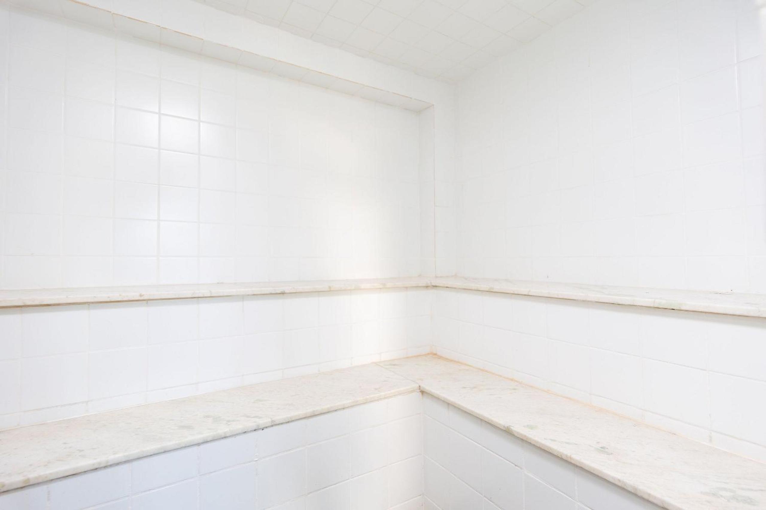 Casa em condomínio com Piscina 400m da Praia, Perfeita para Família