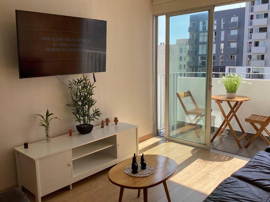 Departamento confortable a 5 min de Plaza San Miguel y 15 min del aeropuerto view 2