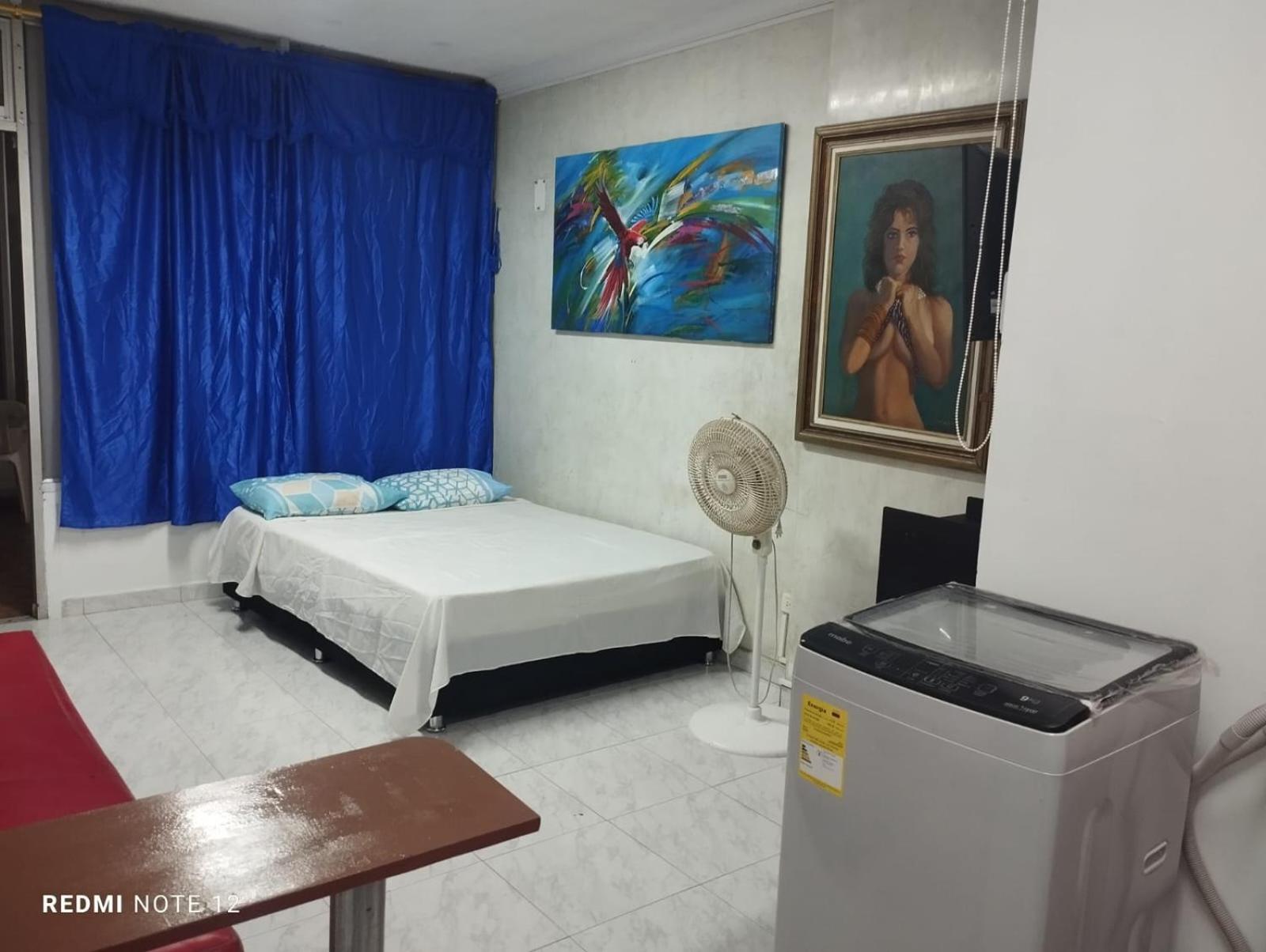 Bello aparta-estudio en zona céntrica de Cali