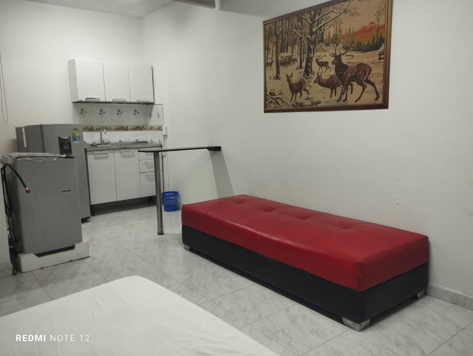 Bello aparta-estudio en zona céntrica de Cali