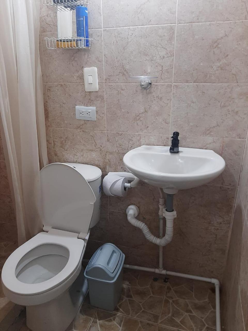 Bello aparta-estudio en zona céntrica de Cali