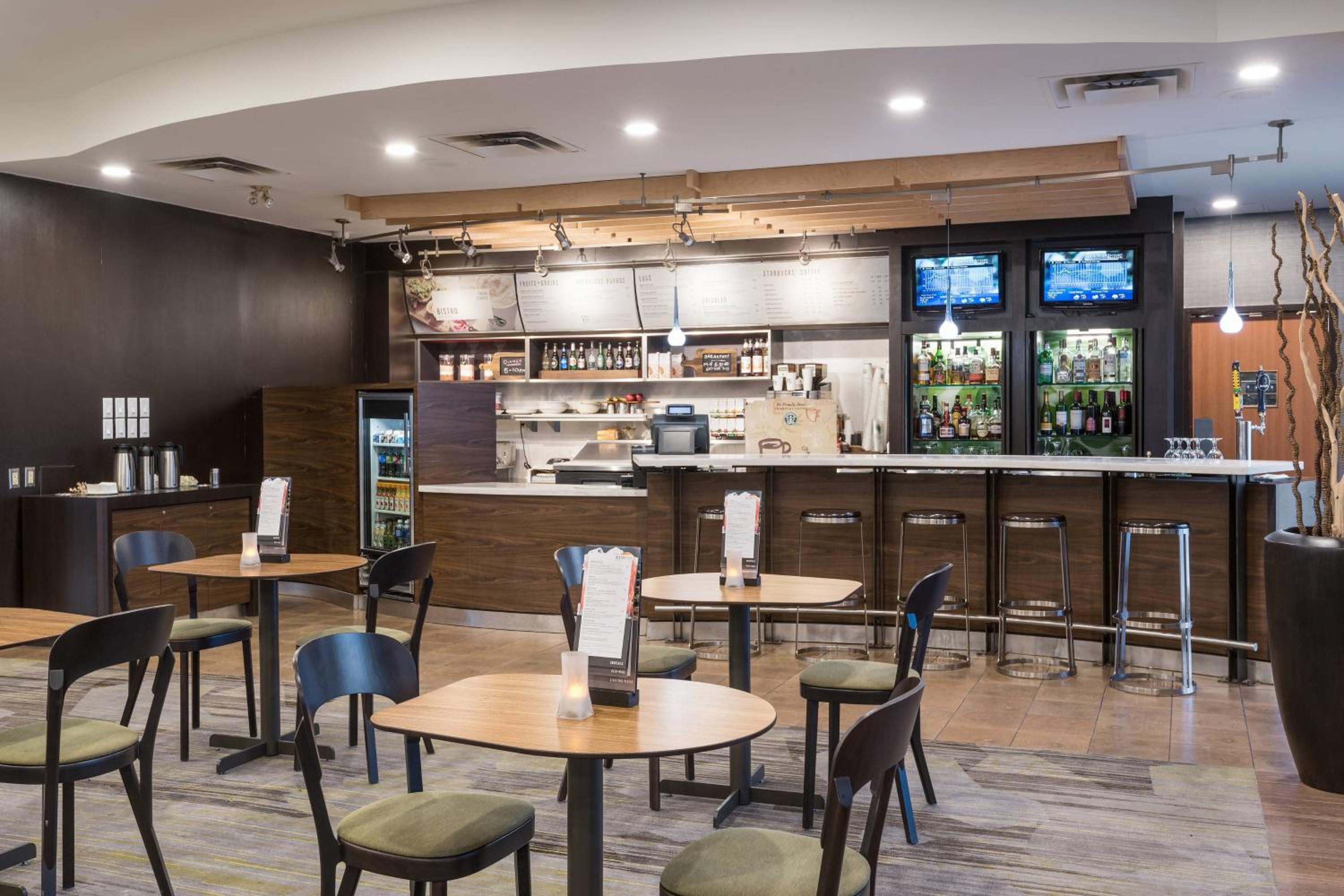Courtyard by Marriott Toronto Vaughan - Property Image 1