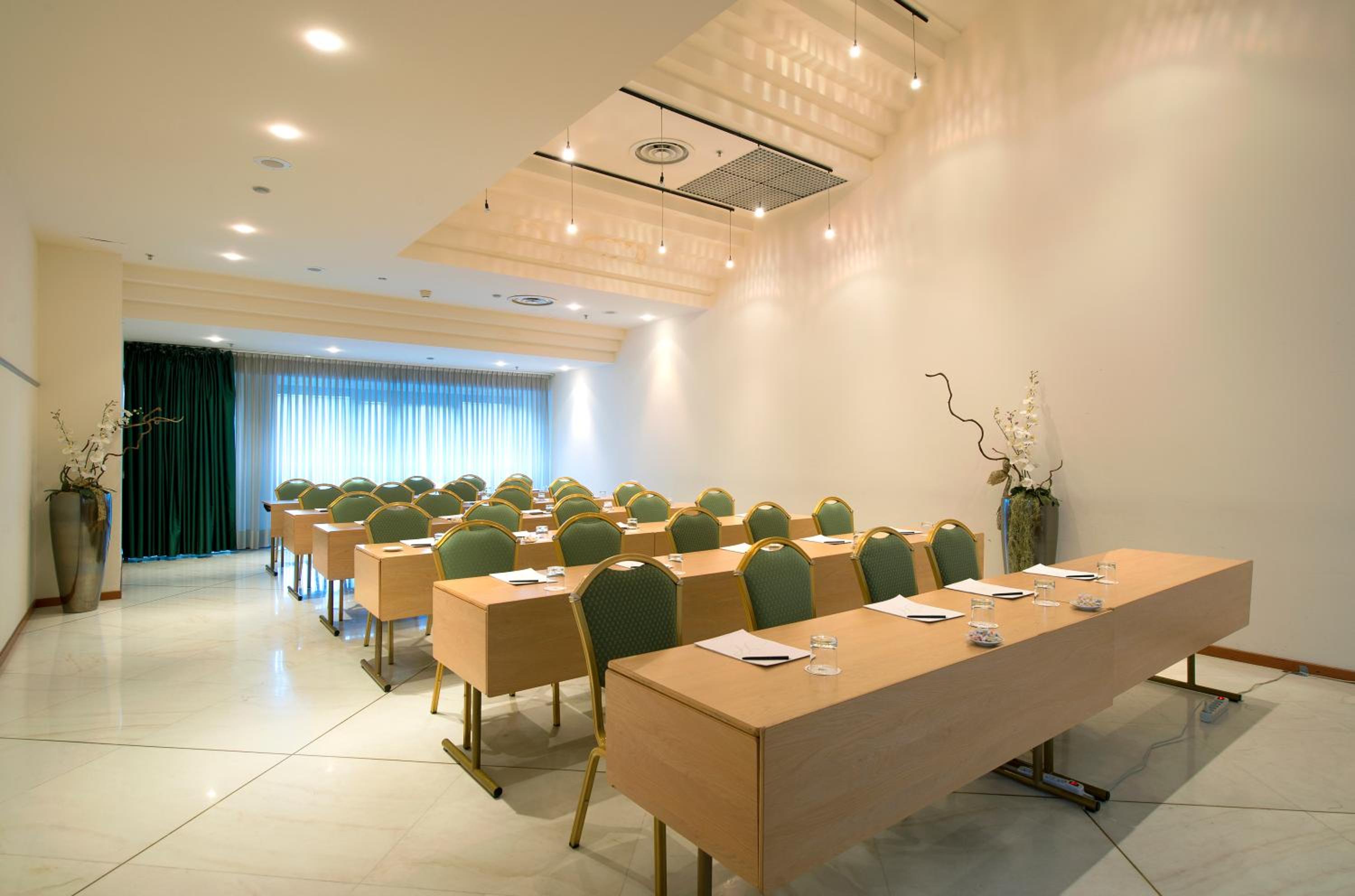 Sesto San Giovanni Vacations - Grand Hotel Barone Di Sassj - Property Image 3