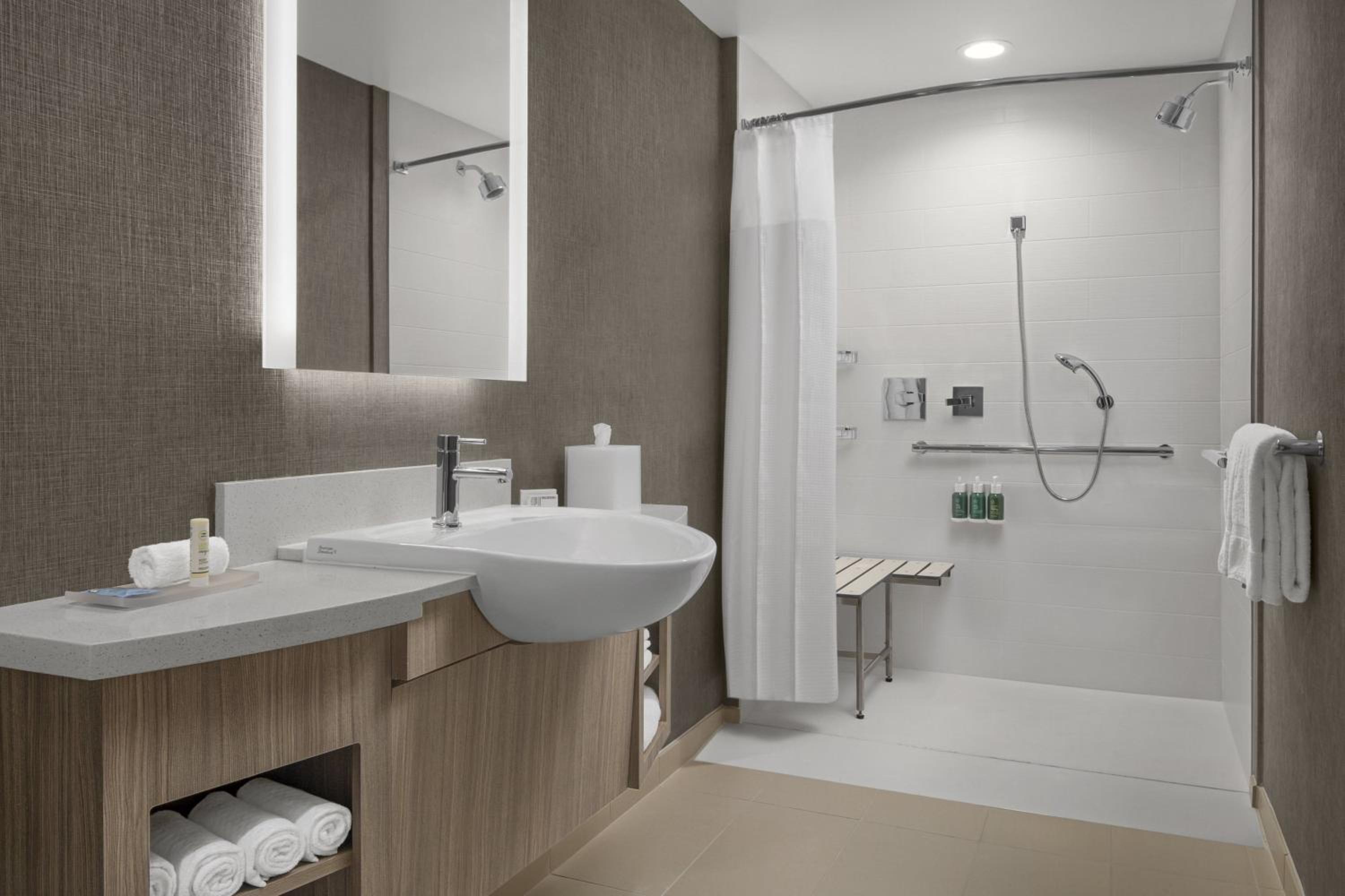 SpringHill Suites by Marriott Tuckahoe Westchester County - Property Image 1