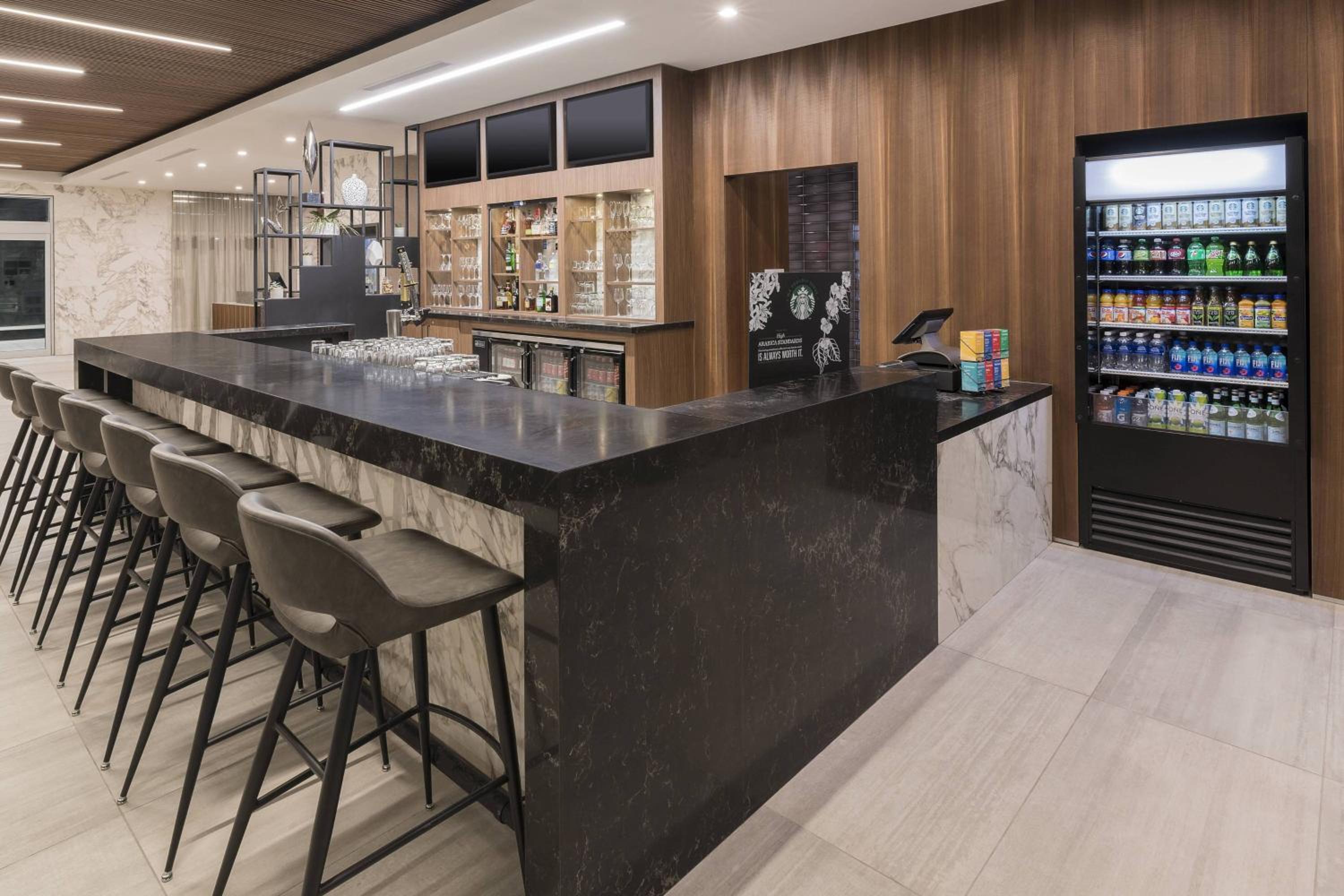 Courtyard by Marriott Burlington-Oakville - Property Image 11