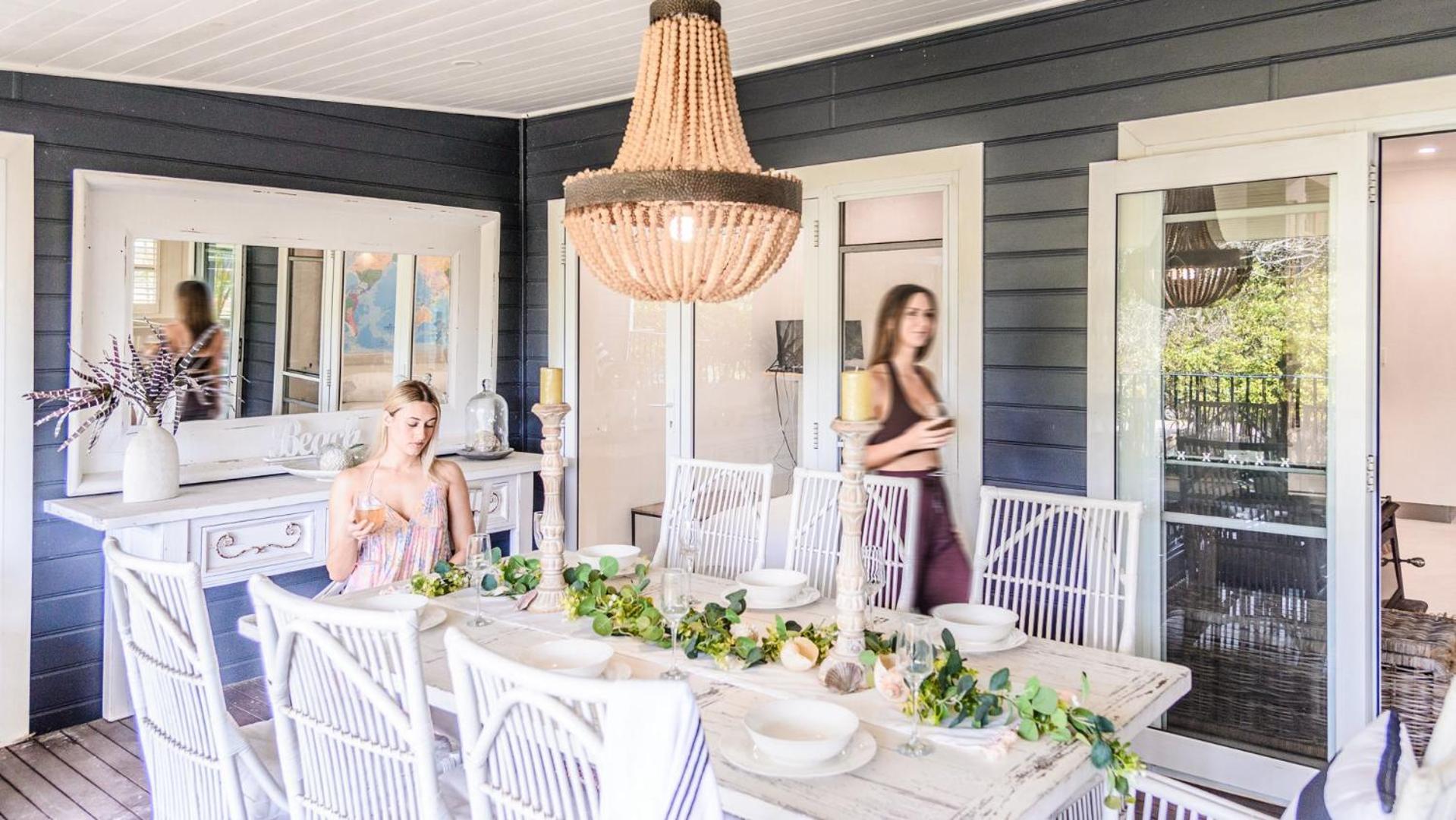 Stones Throw To Stunning North Avoca Beach