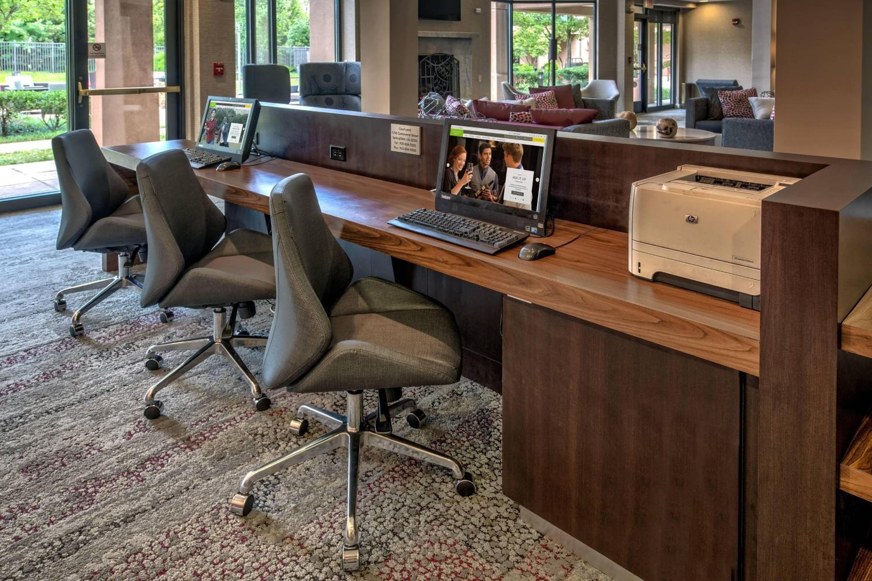 Springfield Vacations - Courtyard by Marriott Springfield - Property Image 9