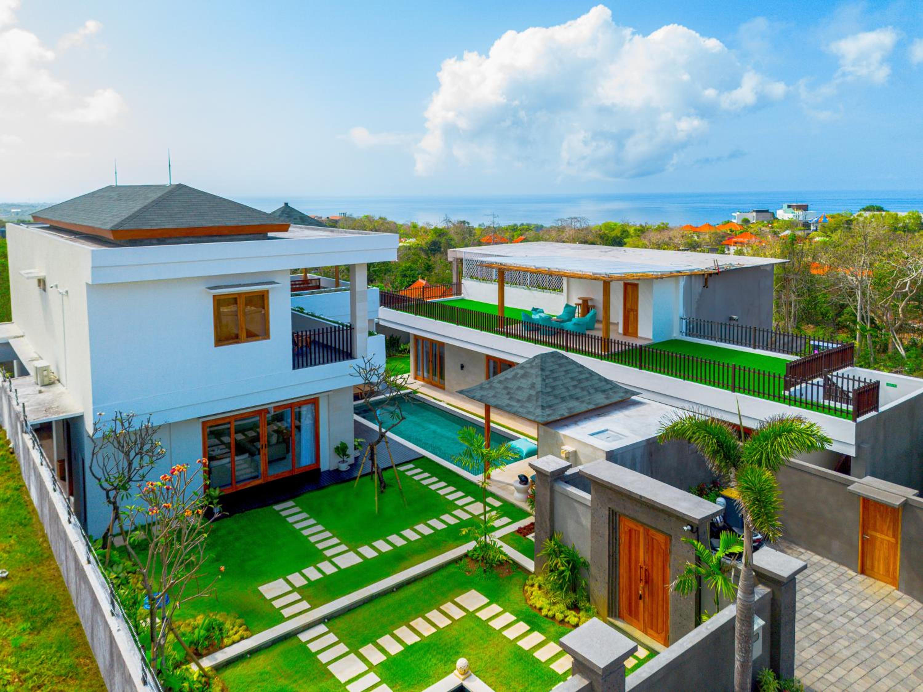 Lavish 6 BR with Ocean Vista, 5 mins to Savaya view 3