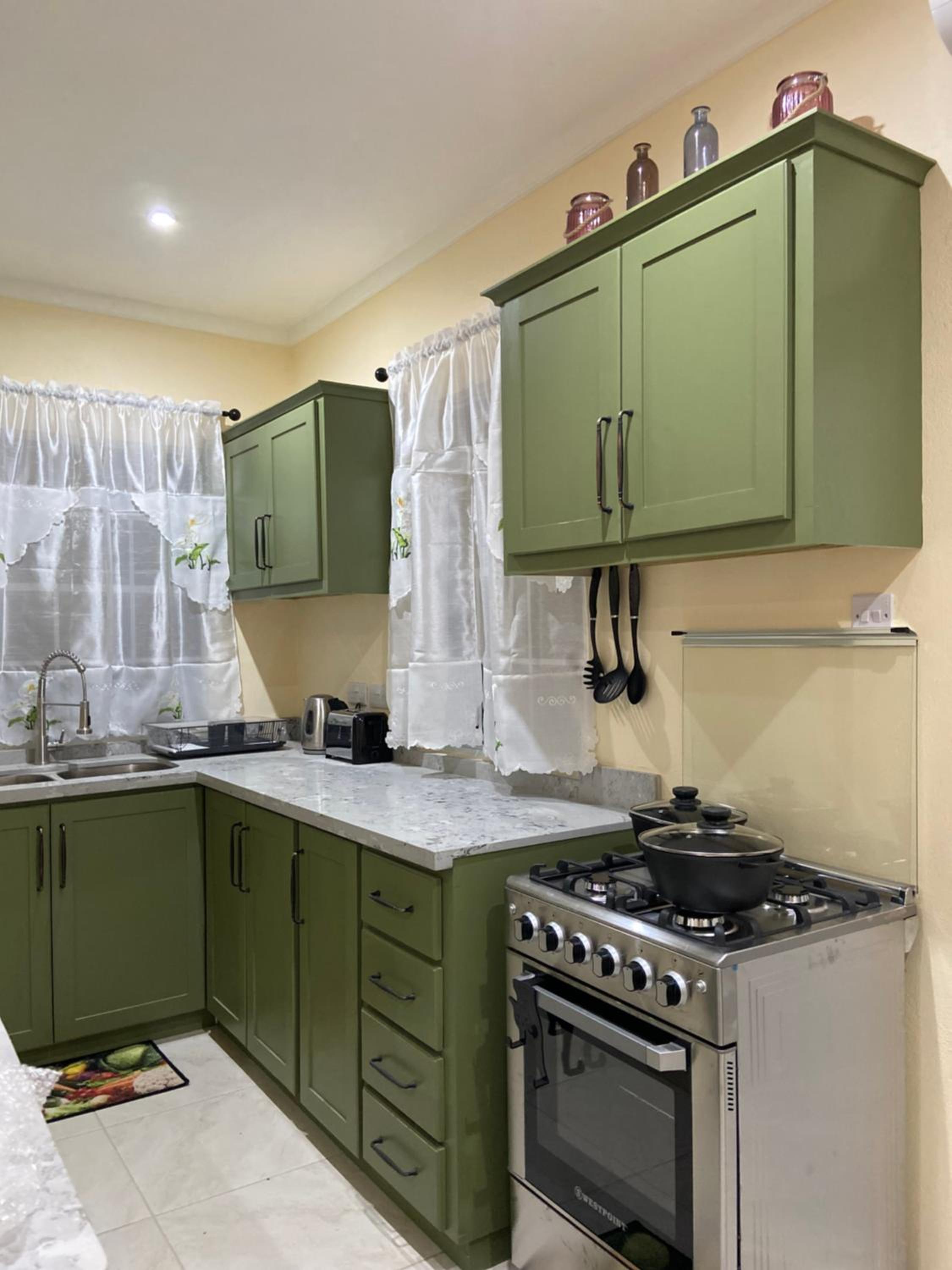Rivière Chateau 2- Gros Islet 10 mins to Beach, Rodney Bay and Stadium view 5