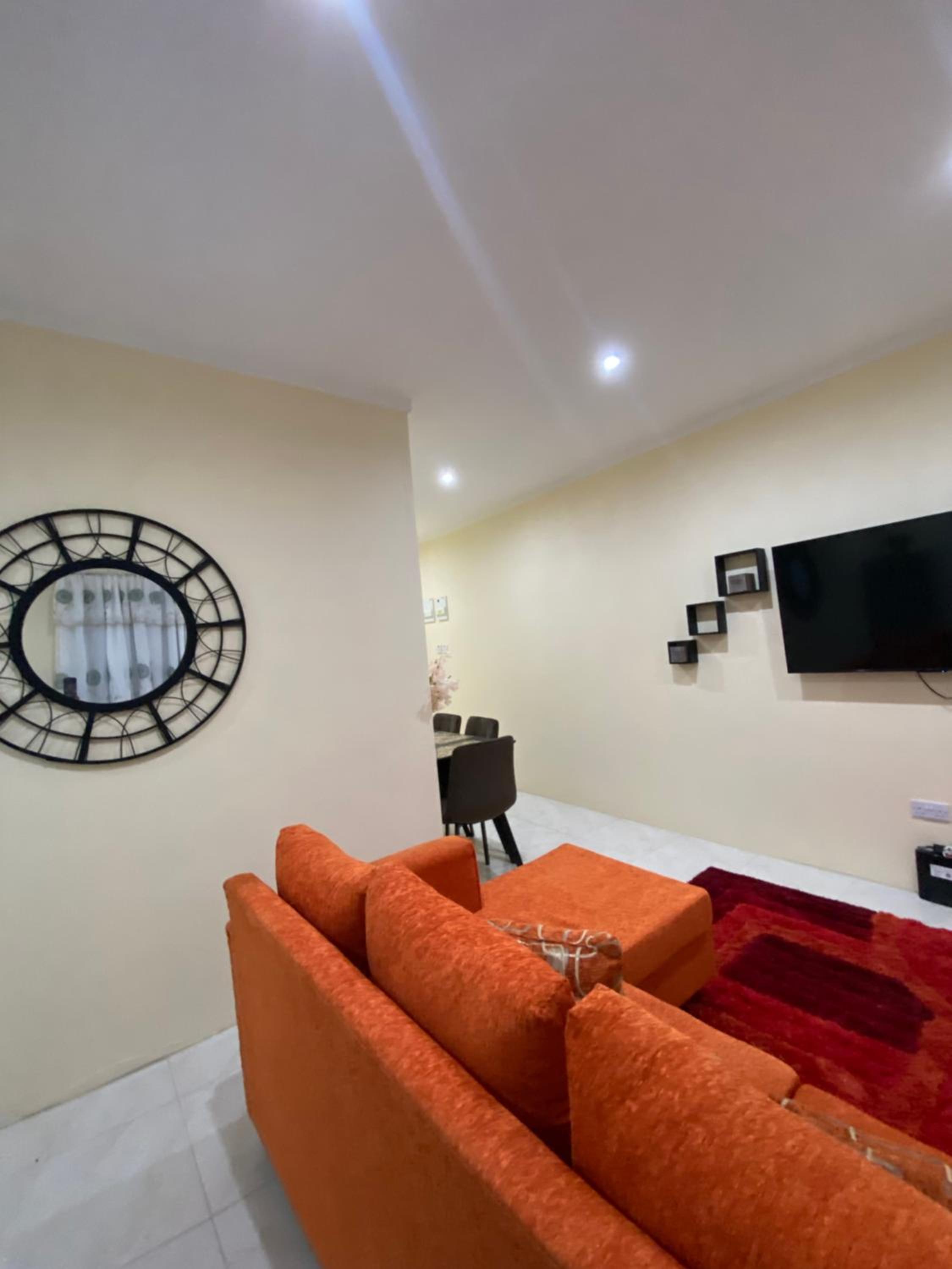 Rivière Chateau 2- Gros Islet 10 mins to Beach, Rodney Bay and Stadium view 2