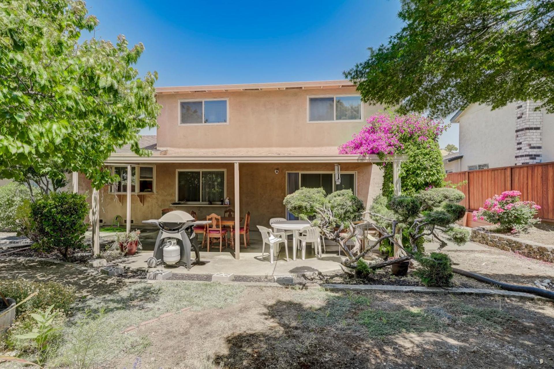 3 Bedrooms-SF Napa Ready! view 5