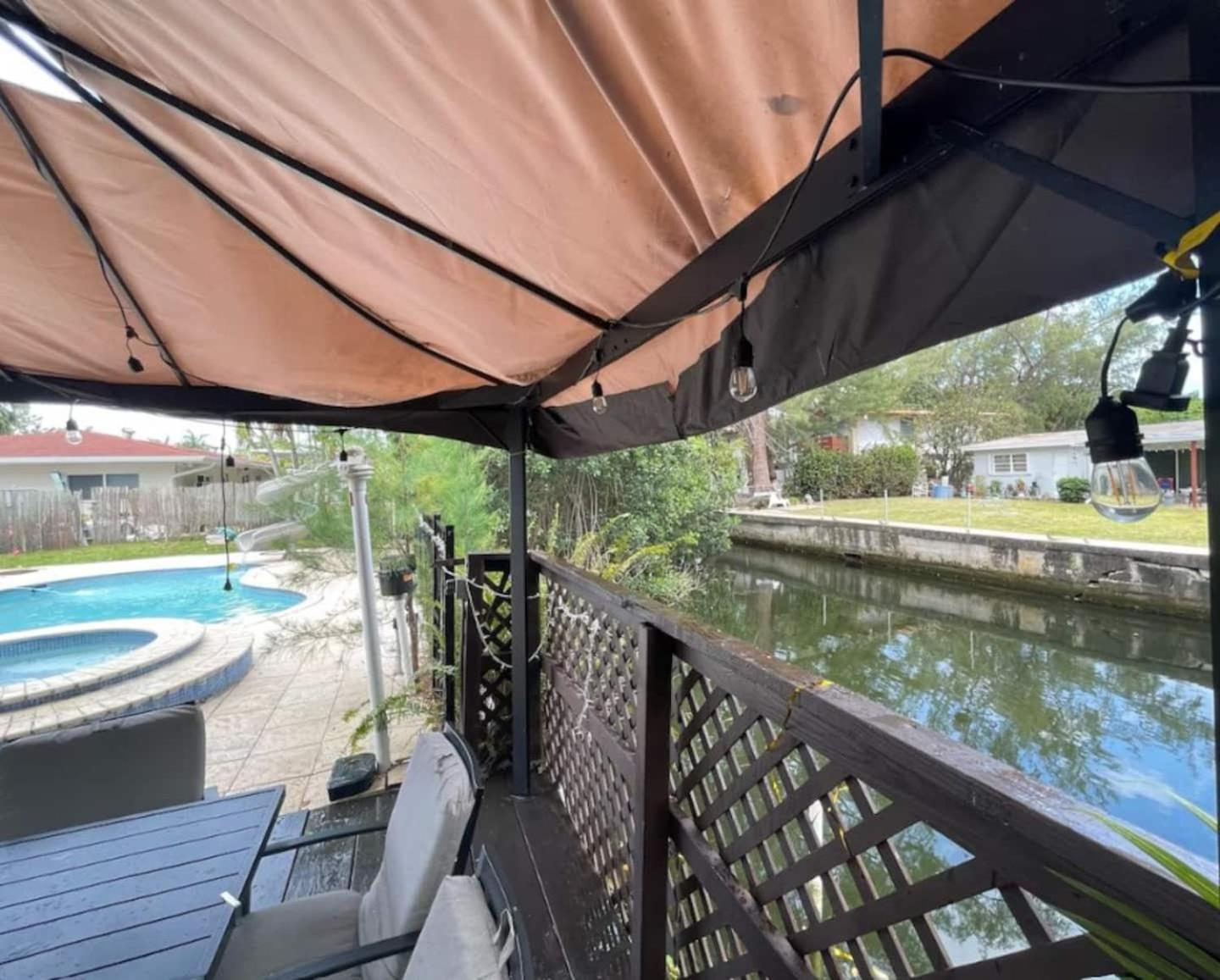 Heated Pool Home, Near Beach