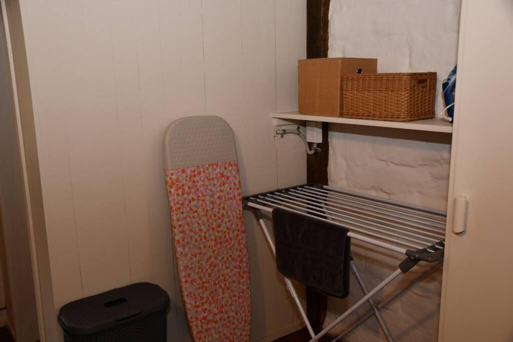 Diskin House Mt Pleasant Rd, Eltham for 16 guests