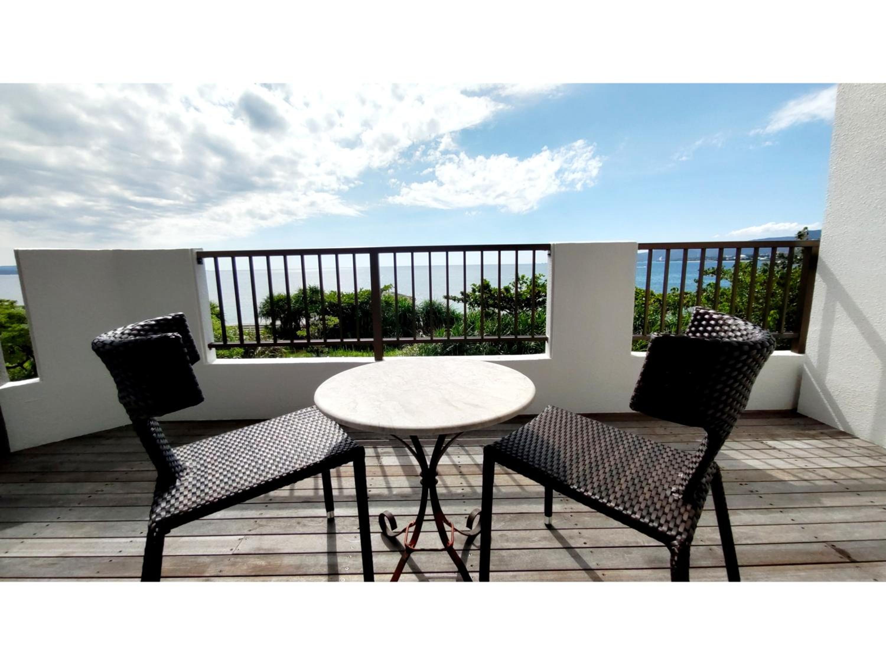 Kariyushi Condominium Resort Sea Side House