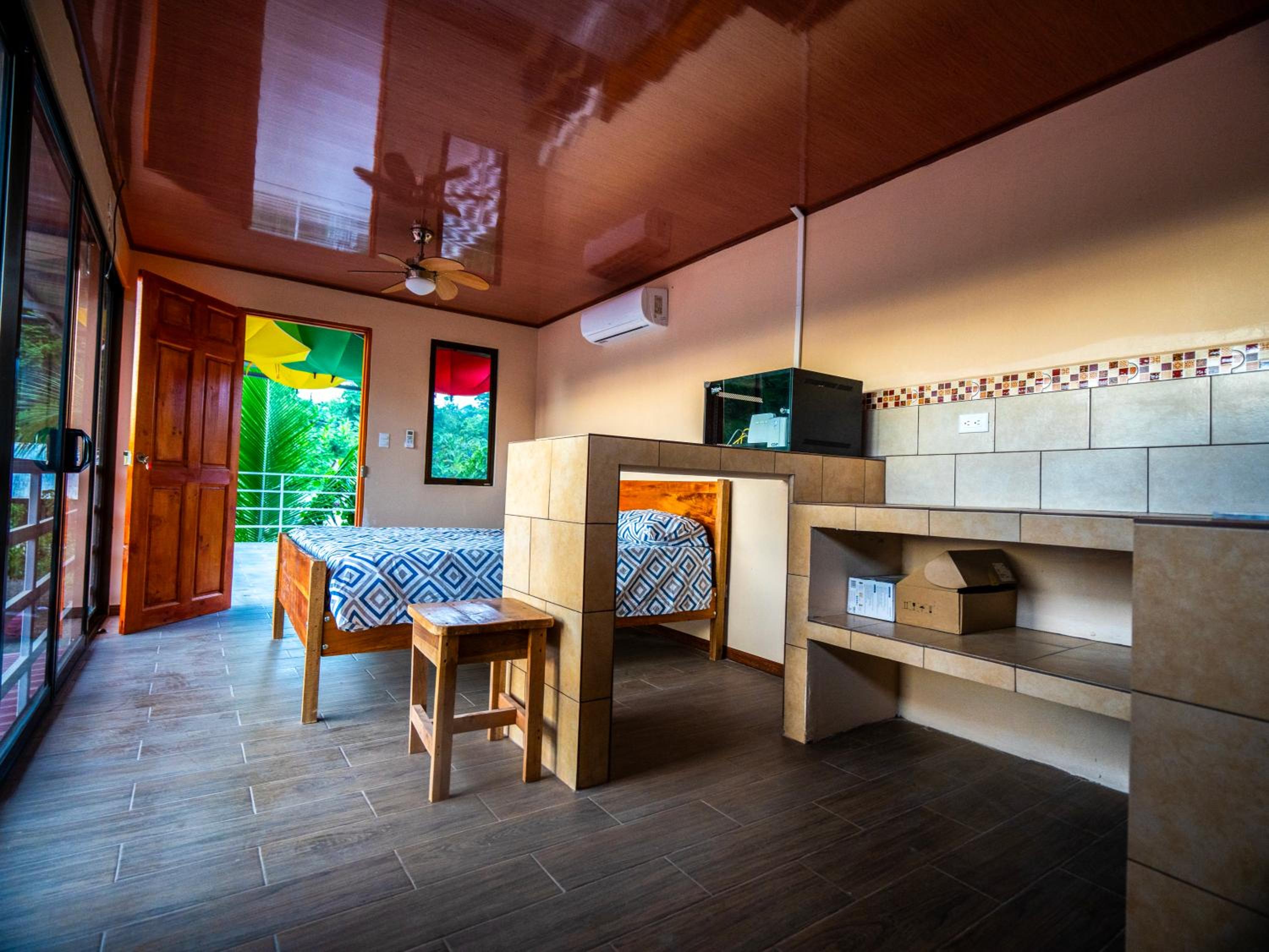 Good Vibes Apartments