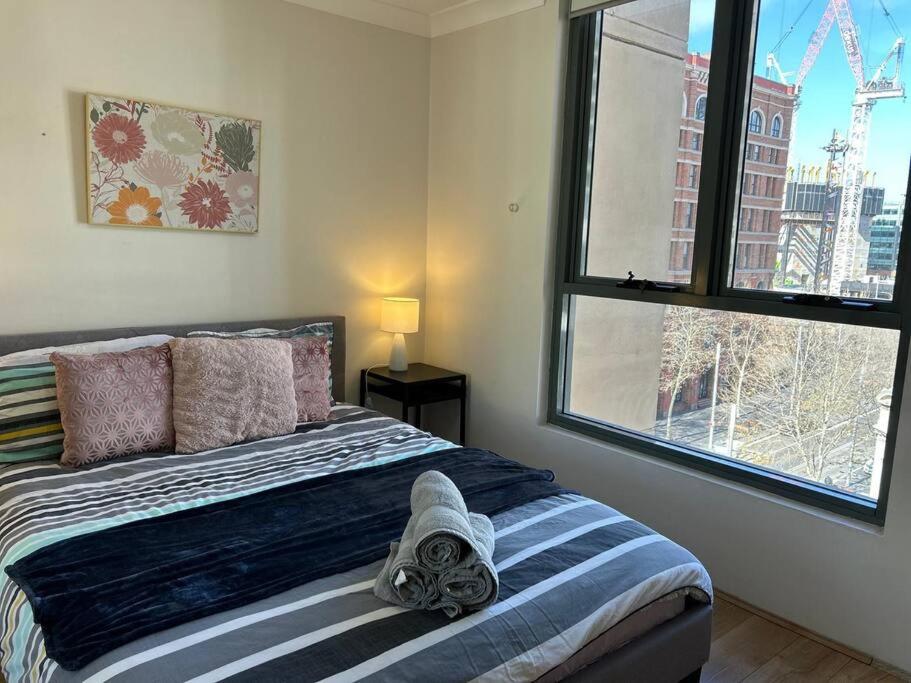 Cosy 2Bed Apt at CBD with free parking