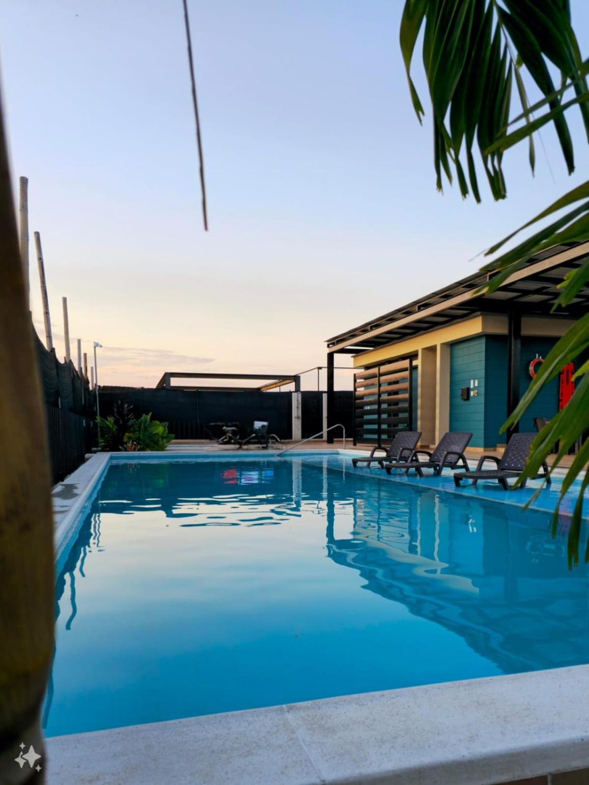 Casa Privada Vacacional a 2m del Aeropuerto Eden, 20m del Parque Del Cafe y Armenia tiene Piscina, Jacuzzi, Sauna By Molca Xperiences
