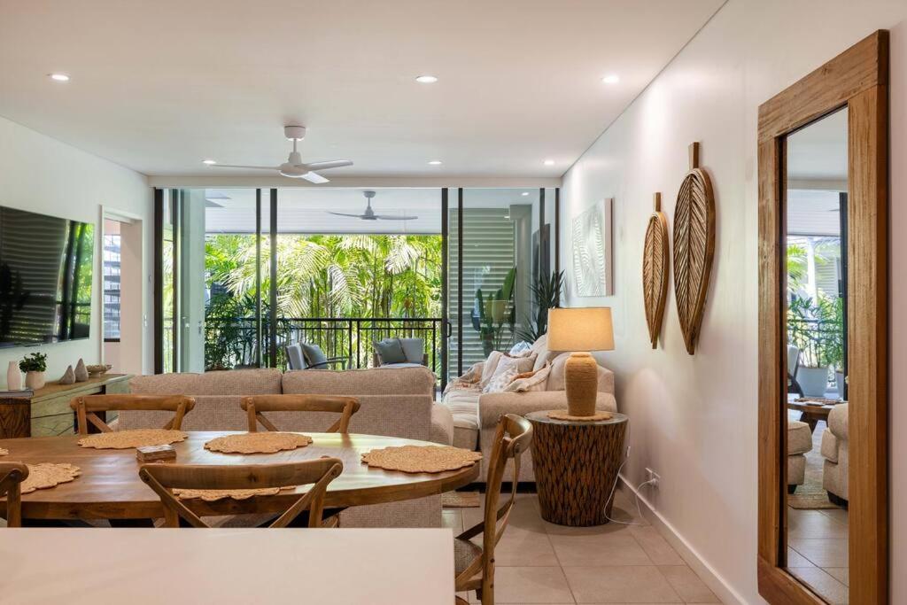 Luxury Port Douglas beachside 3 Bedroom Temple Apartment with Private roof top terrace Due to copyright we can't disclose the resort name but google Port D