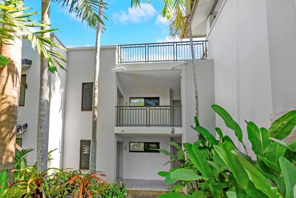 Luxury Port Douglas beachside 3 Bedroom Temple Apartment with Private roof top terrace Due to copyright we can't disclose the resort name but google Port D