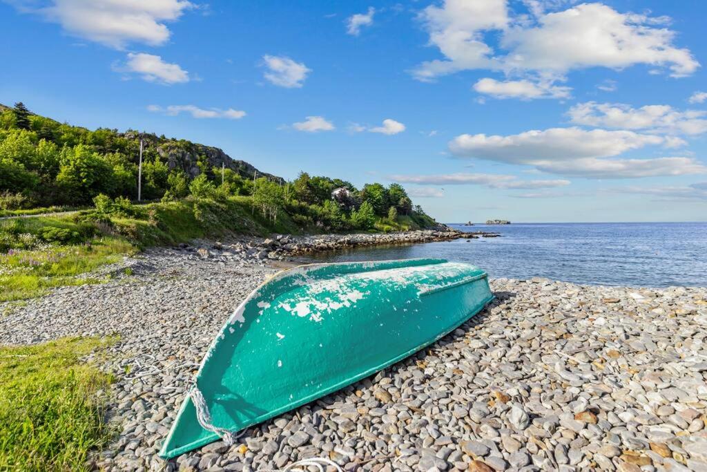 Tigh-Na-Mara 4BR Scandinavian HotSoak by the Sea