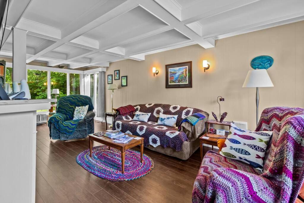 Tigh-Na-Mara 4BR Scandinavian HotSoak by the Sea