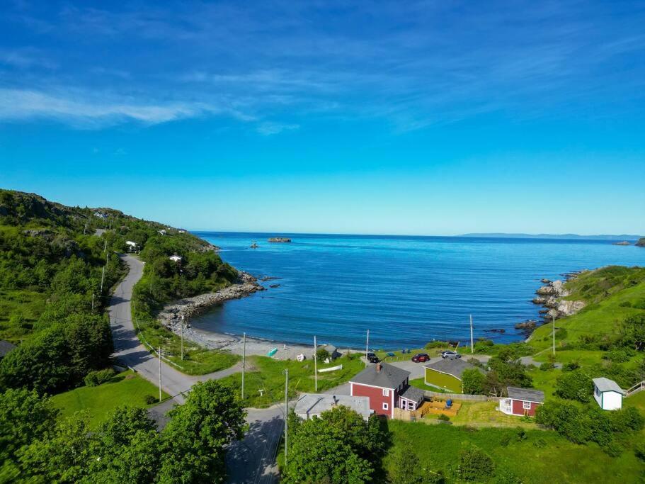 Tigh-Na-Mara 4BR Scandinavian HotSoak by the Sea