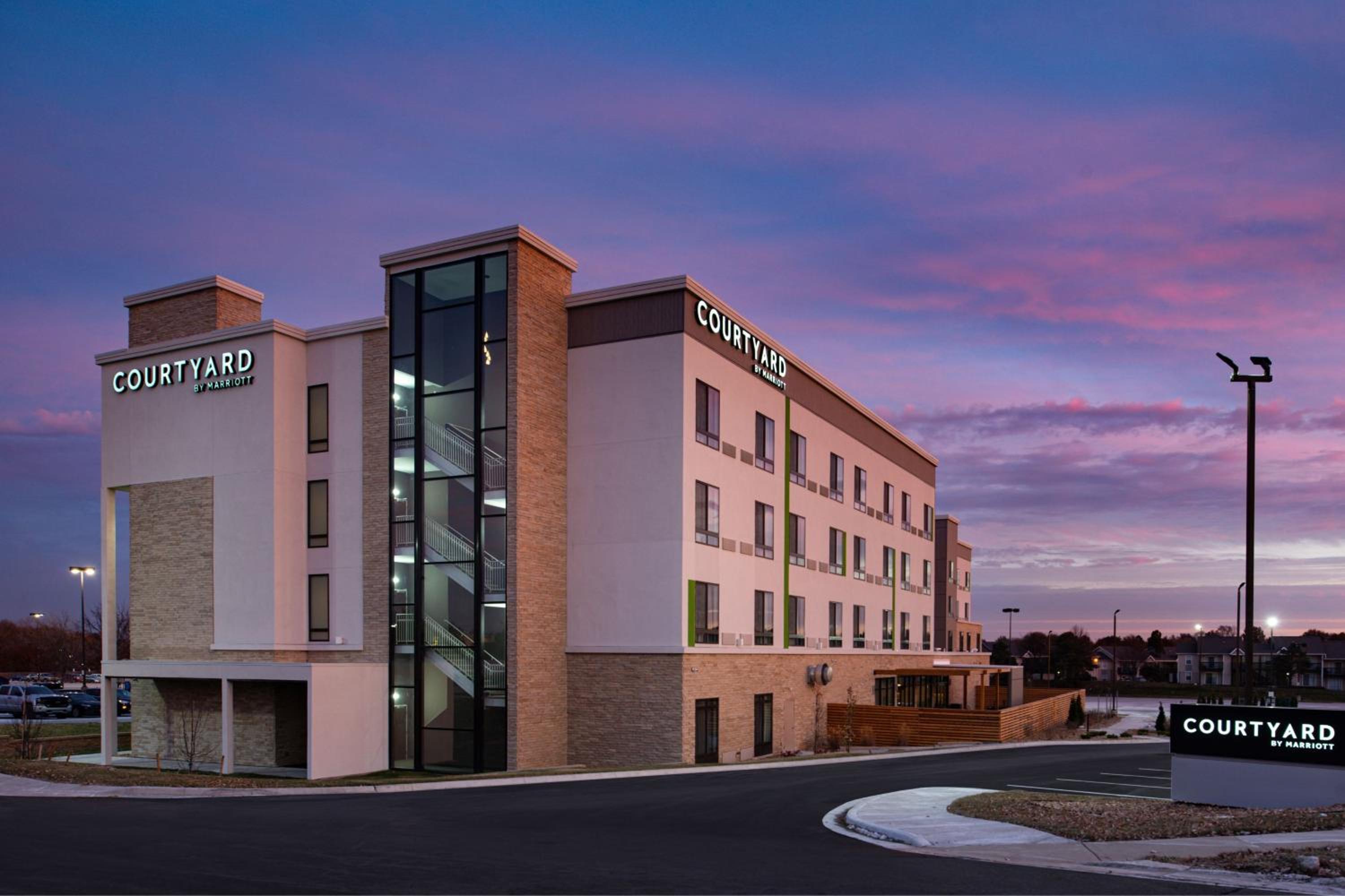 Courtyard Kansas City Olathe - Property Image 36