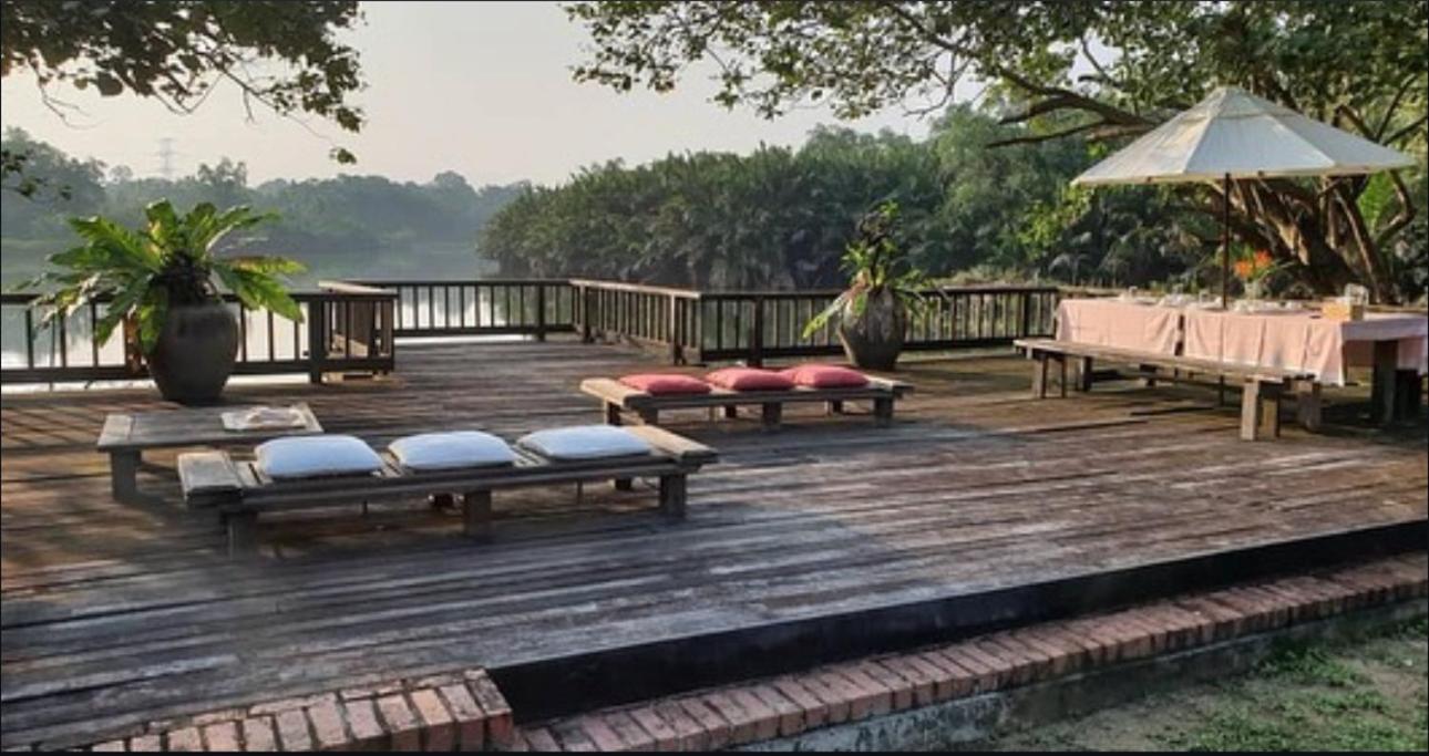 Bungalow by The River photo 6