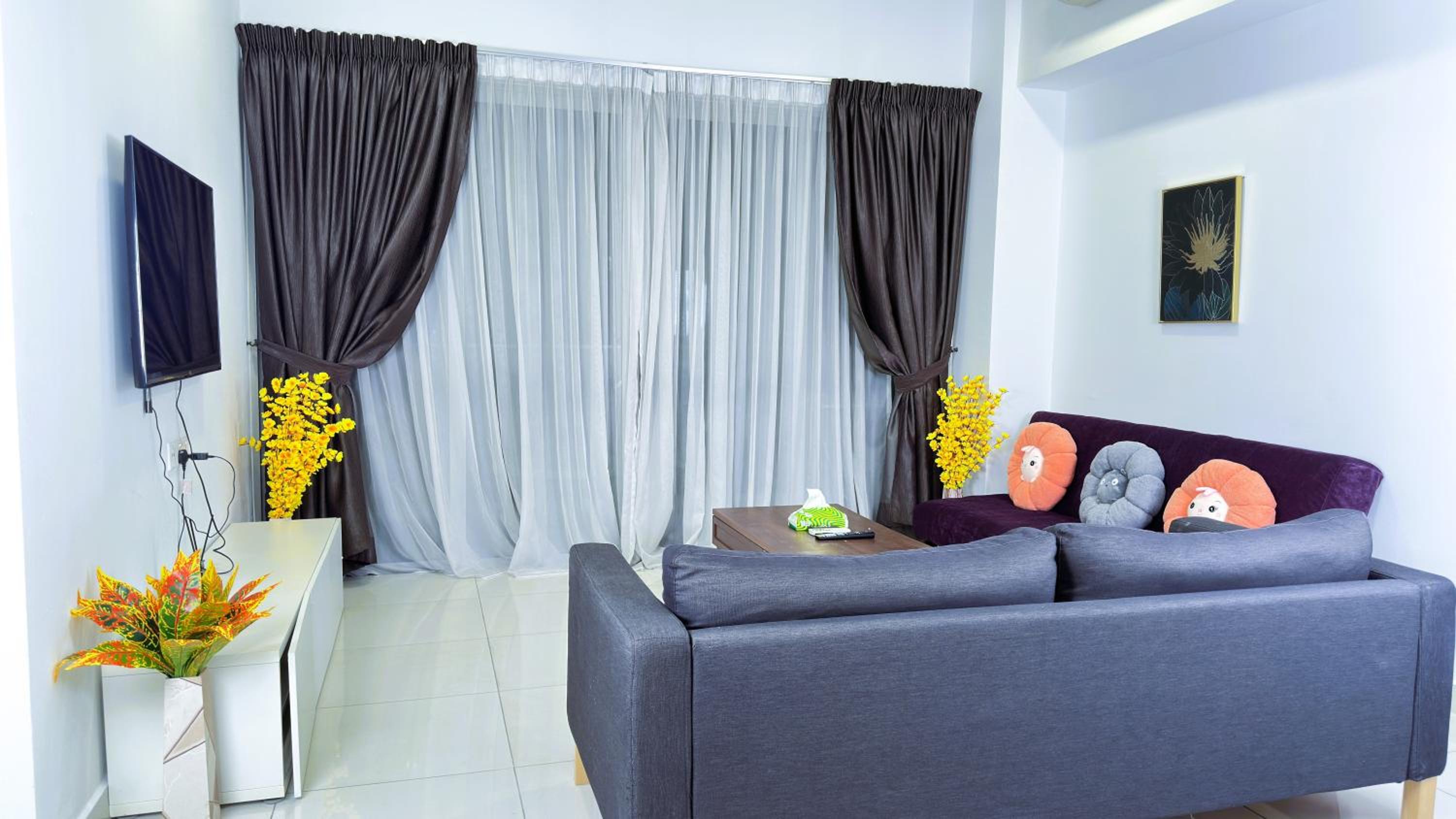 Premium service suites with infinity pool at KLCC