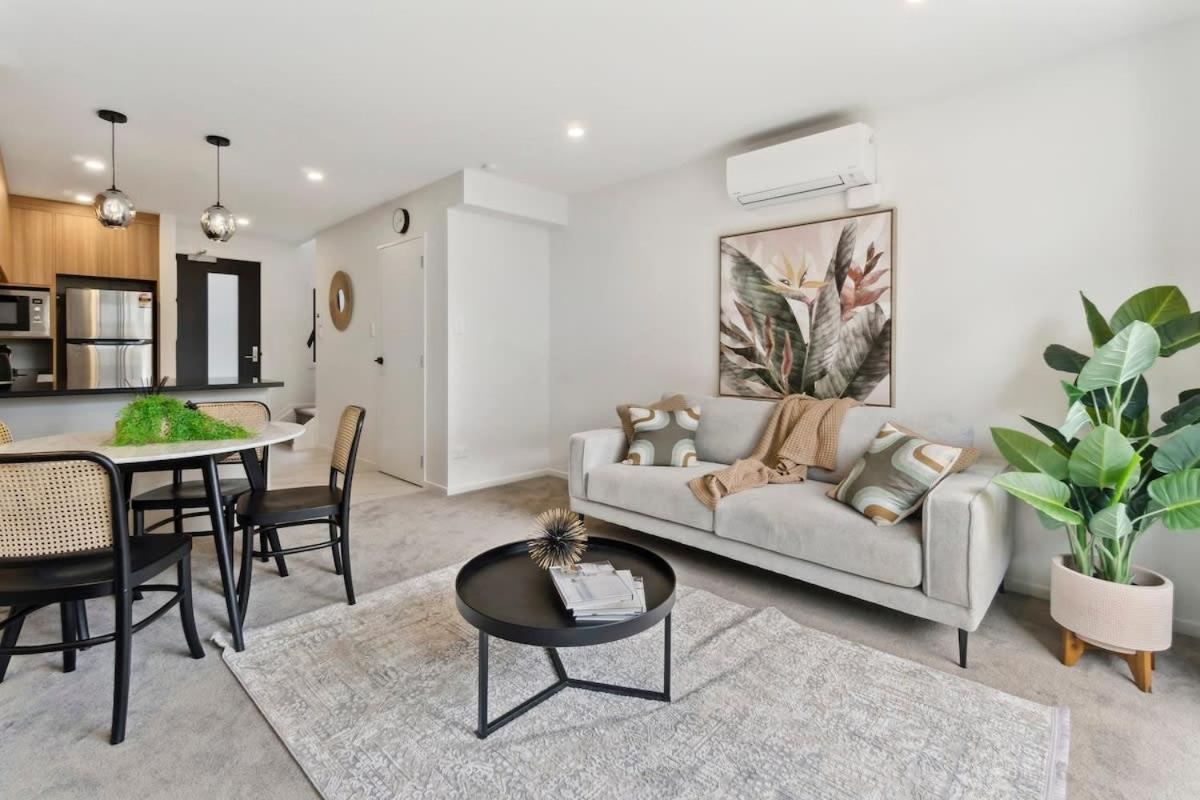 Tudor Nook - Modern Comforts in a Classic Setting view 4