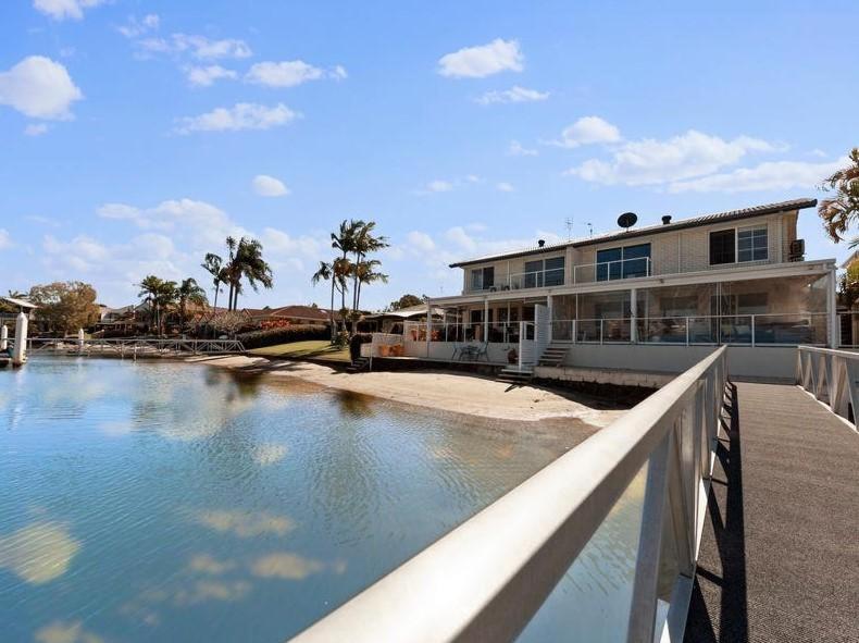 Luxury Mooloolaba Waterfront Retreat