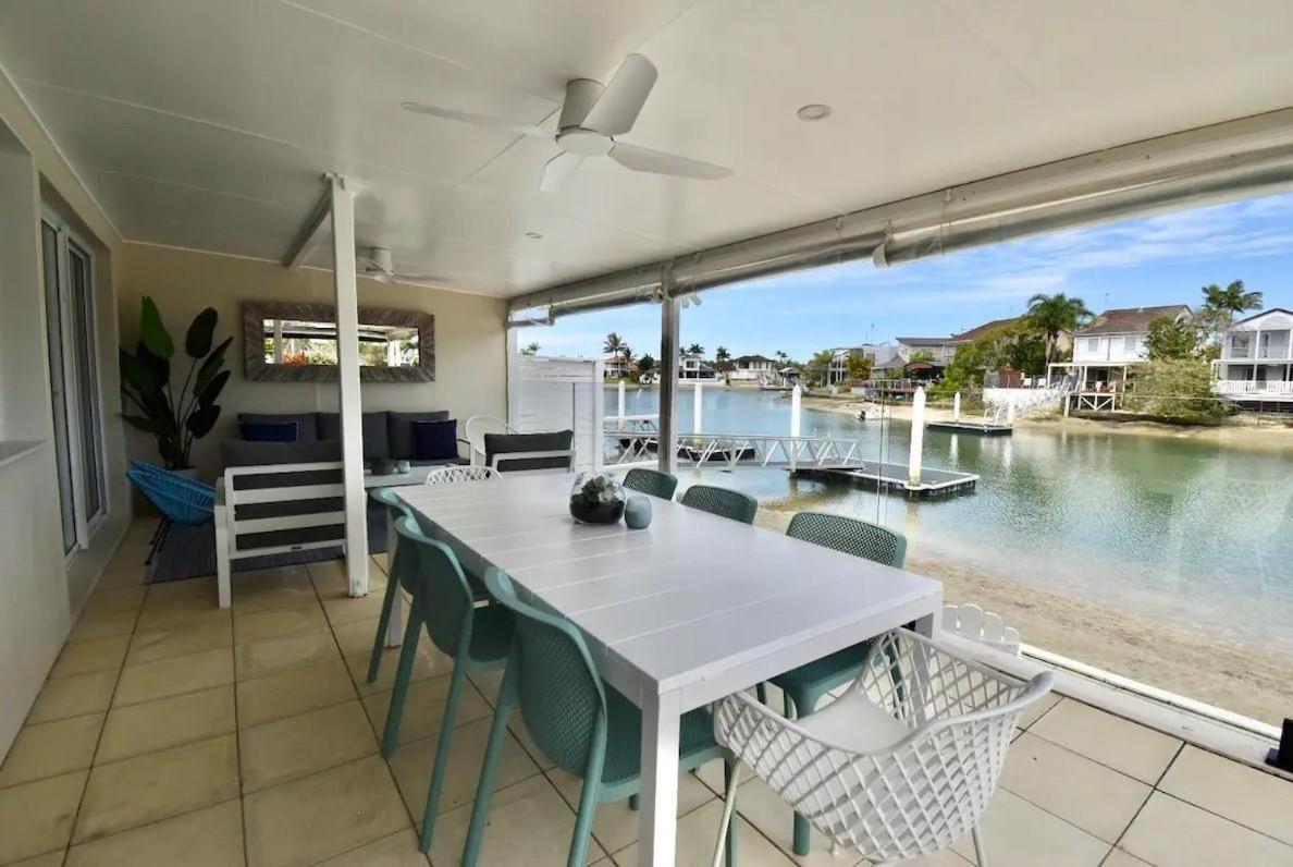 Luxury Mooloolaba Waterfront Retreat