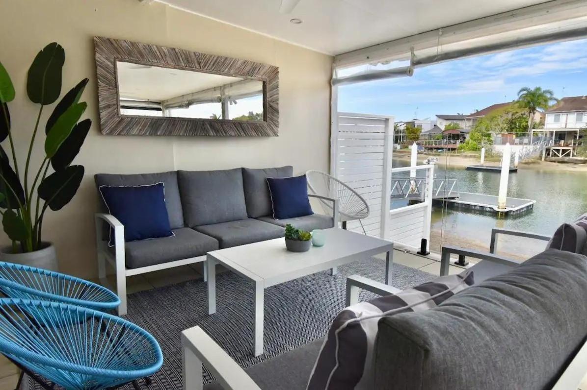 Luxury Mooloolaba Waterfront Retreat