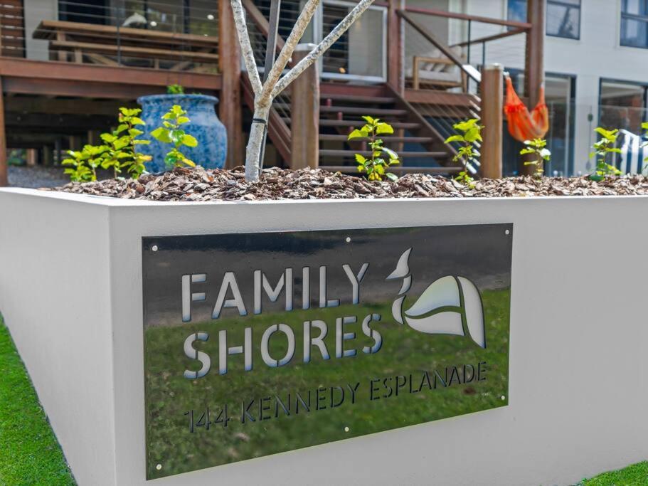 Family Shores - Beachfront Bliss