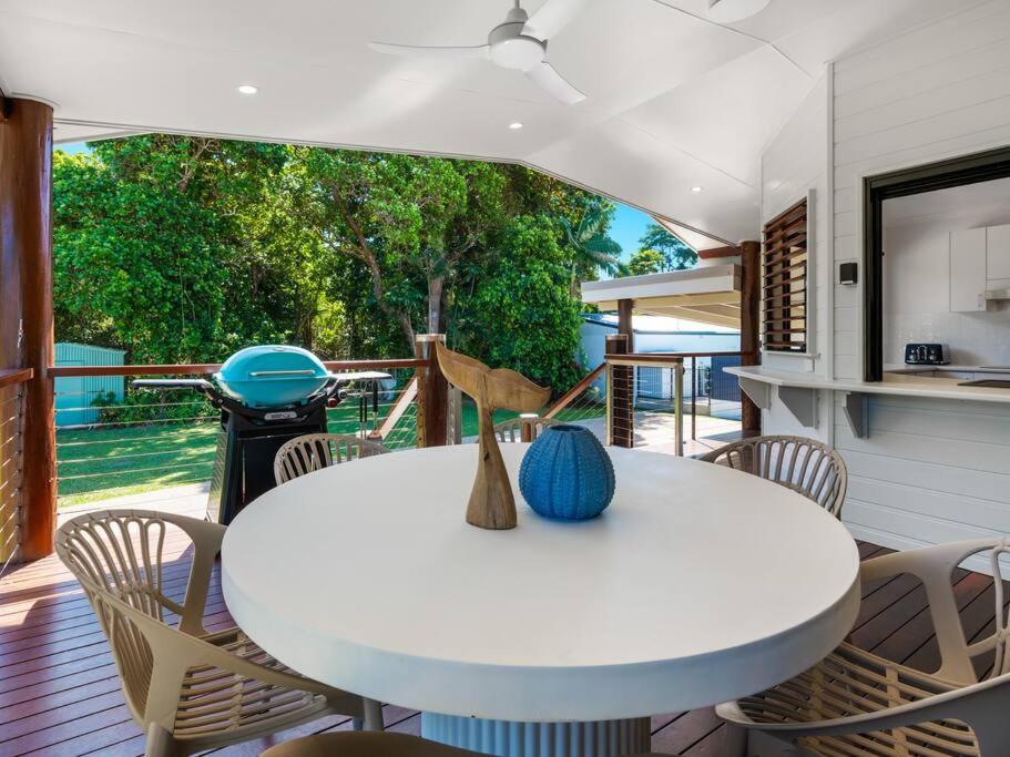 Family Shores - Beachfront Bliss