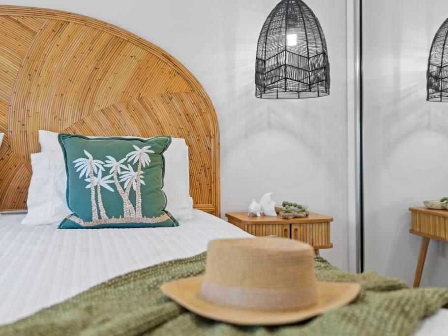 Family Shores - Beachfront Bliss