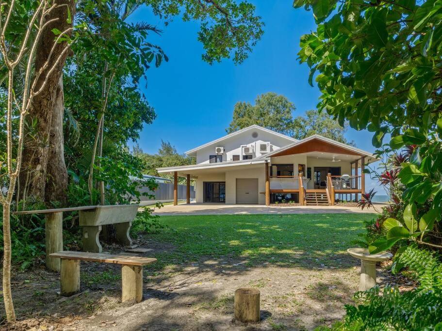 Family Shores - Beachfront Bliss