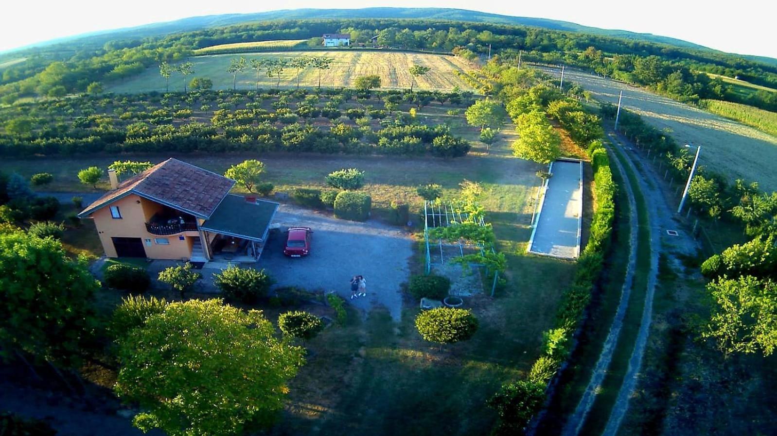 Hotel Kuća za odmor Duga Pet friendly imanje 13500 m2 - Image 1