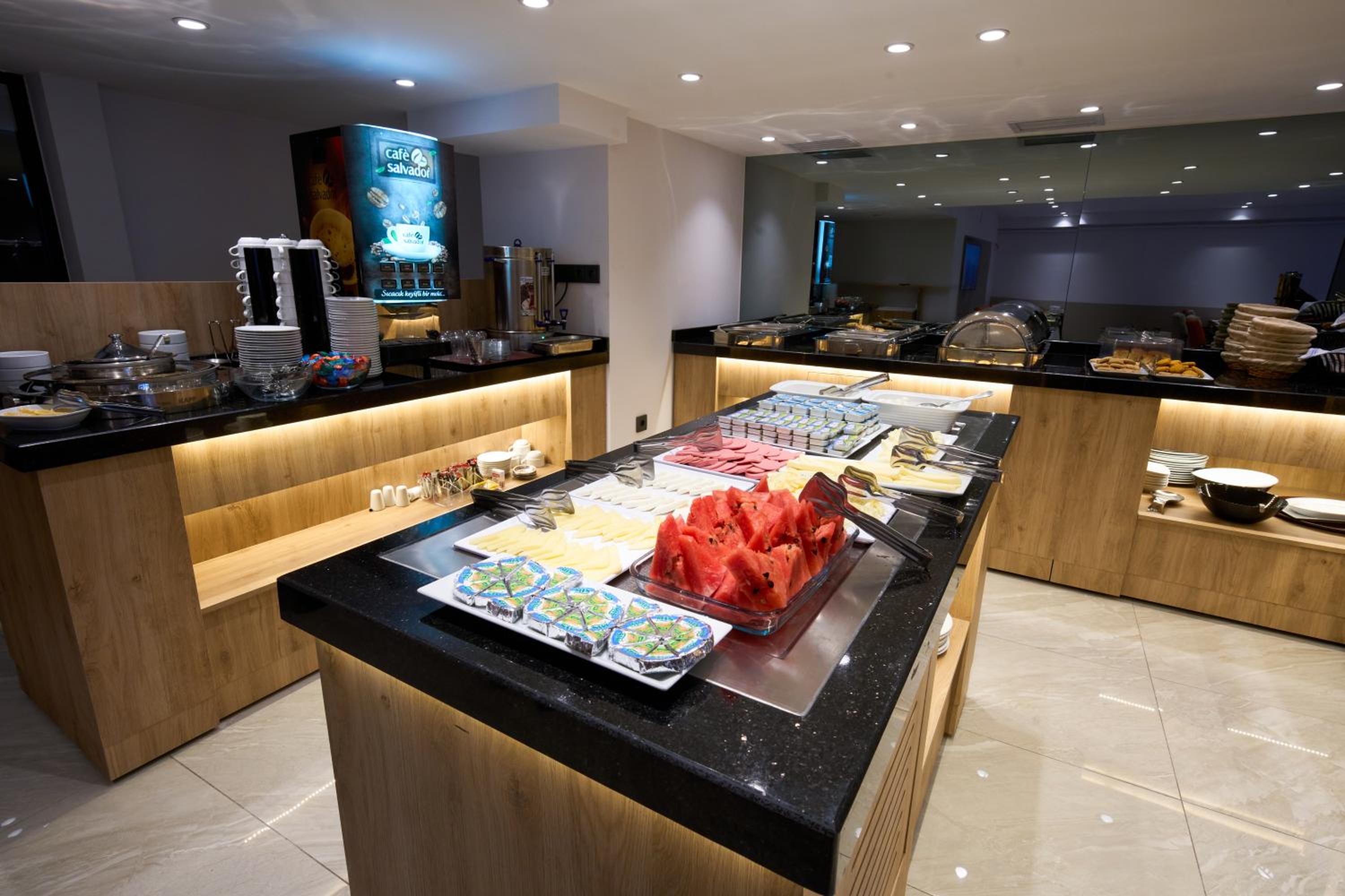 Osmanbey Fatih Hotel - Image 43